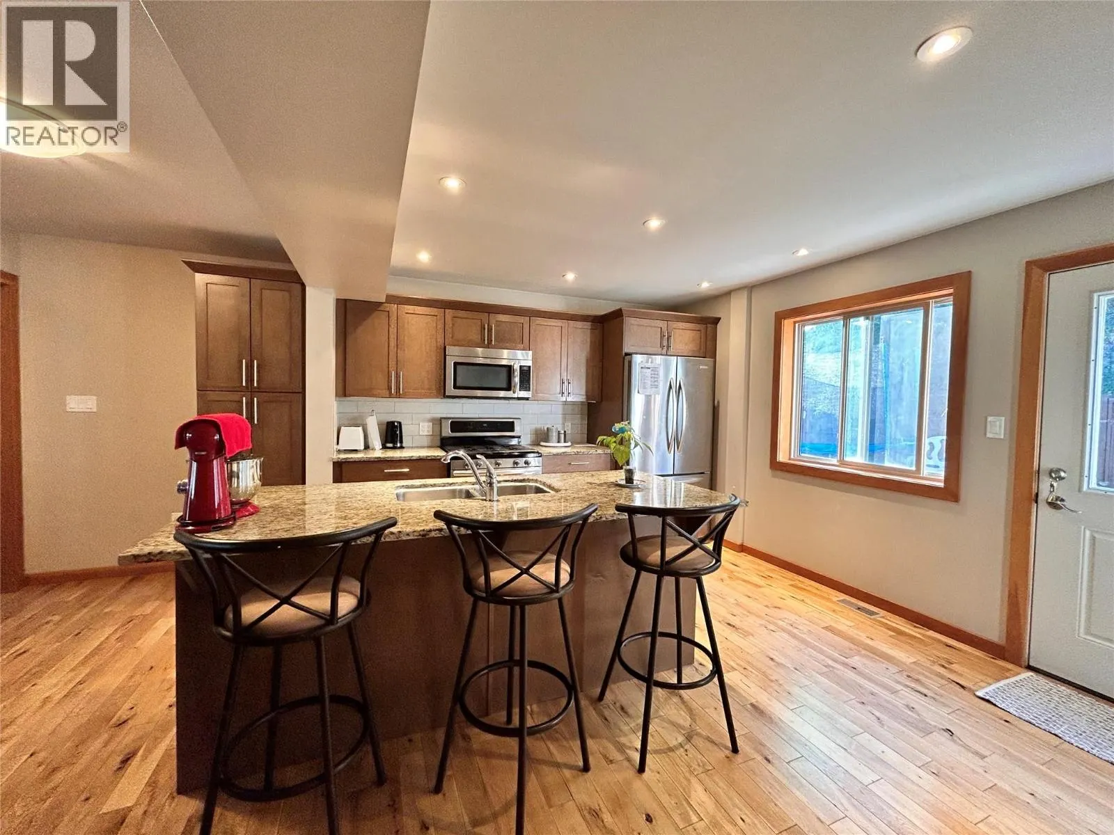 948 Redstone Drive