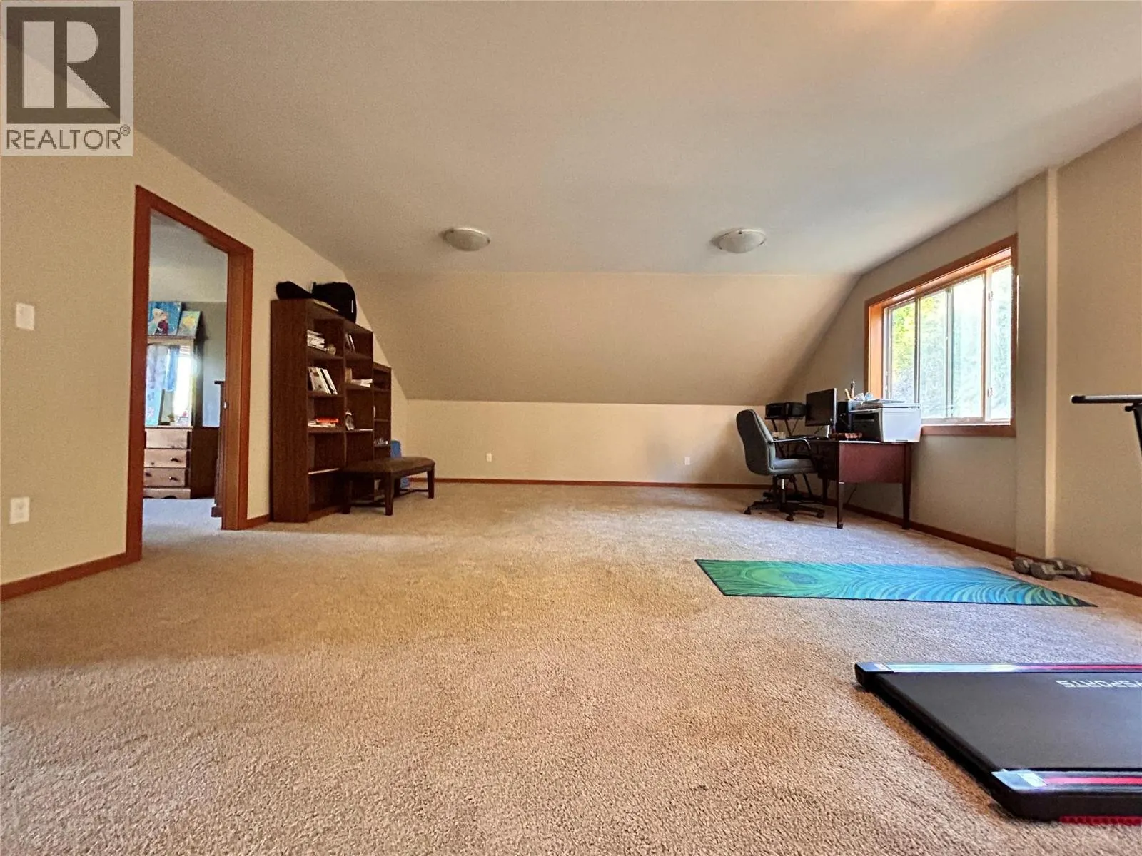 948 Redstone Drive
