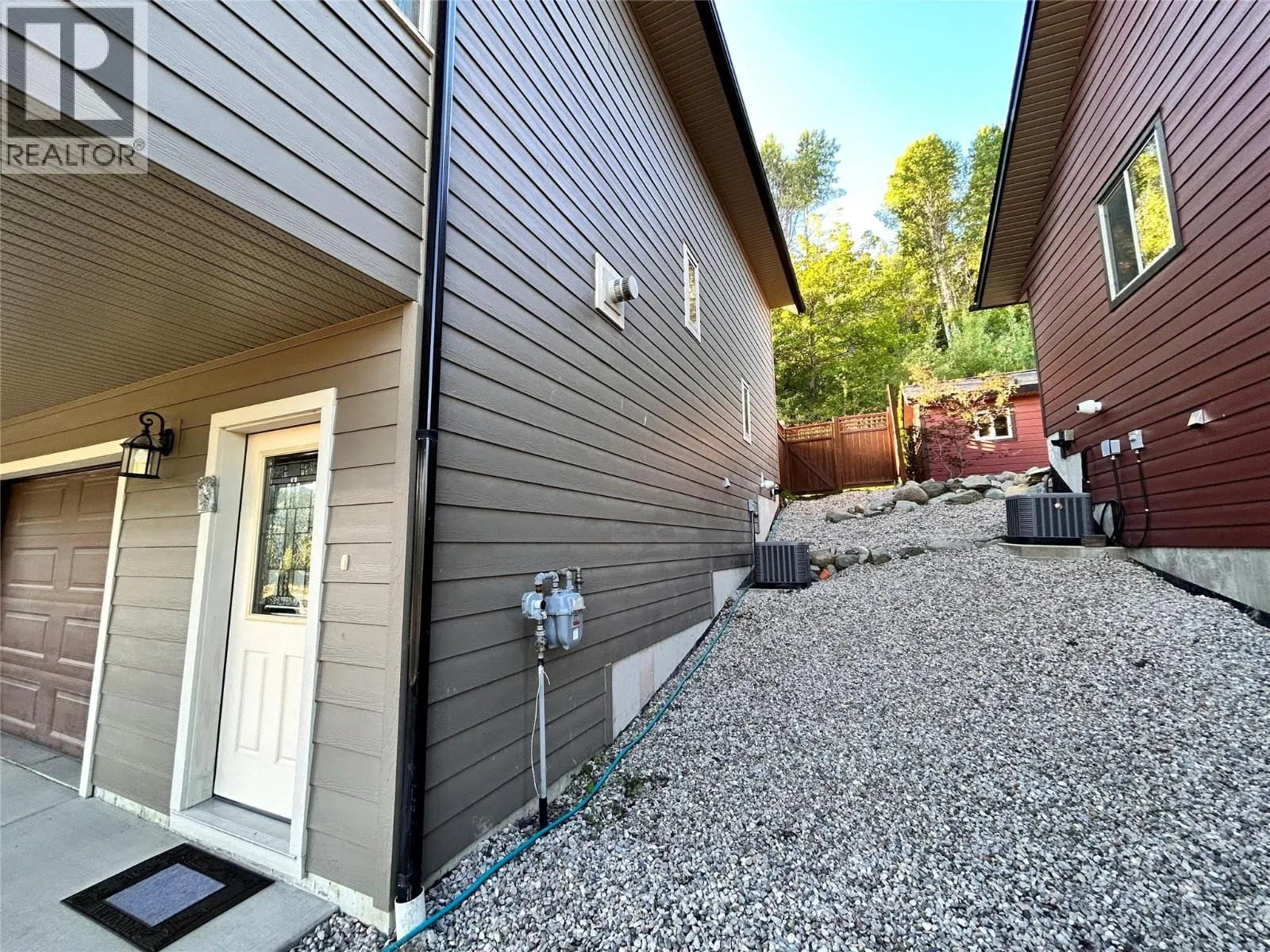 948 Redstone Drive
