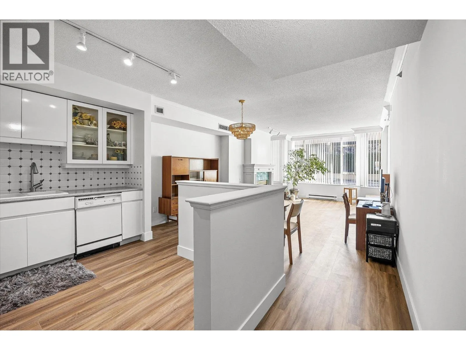 1152 Sunset Drive Unit# 101