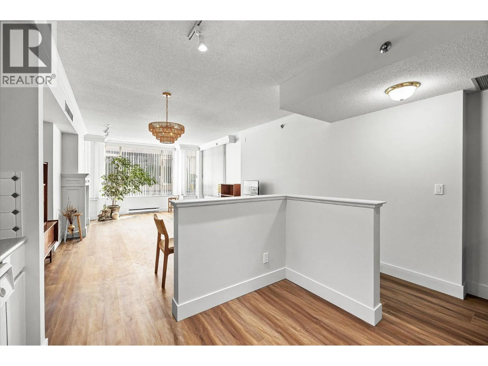 1152 Sunset Drive Unit# 101