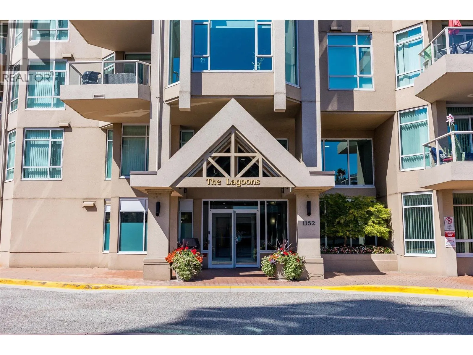 1152 Sunset Drive Unit# 101