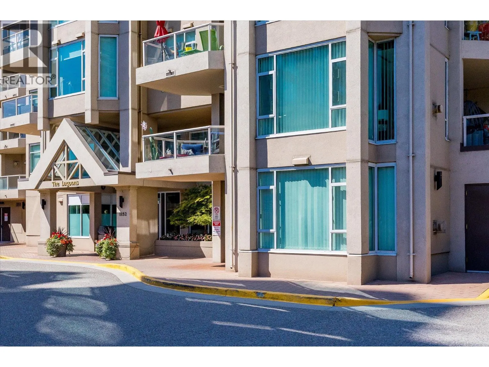 1152 Sunset Drive Unit# 101