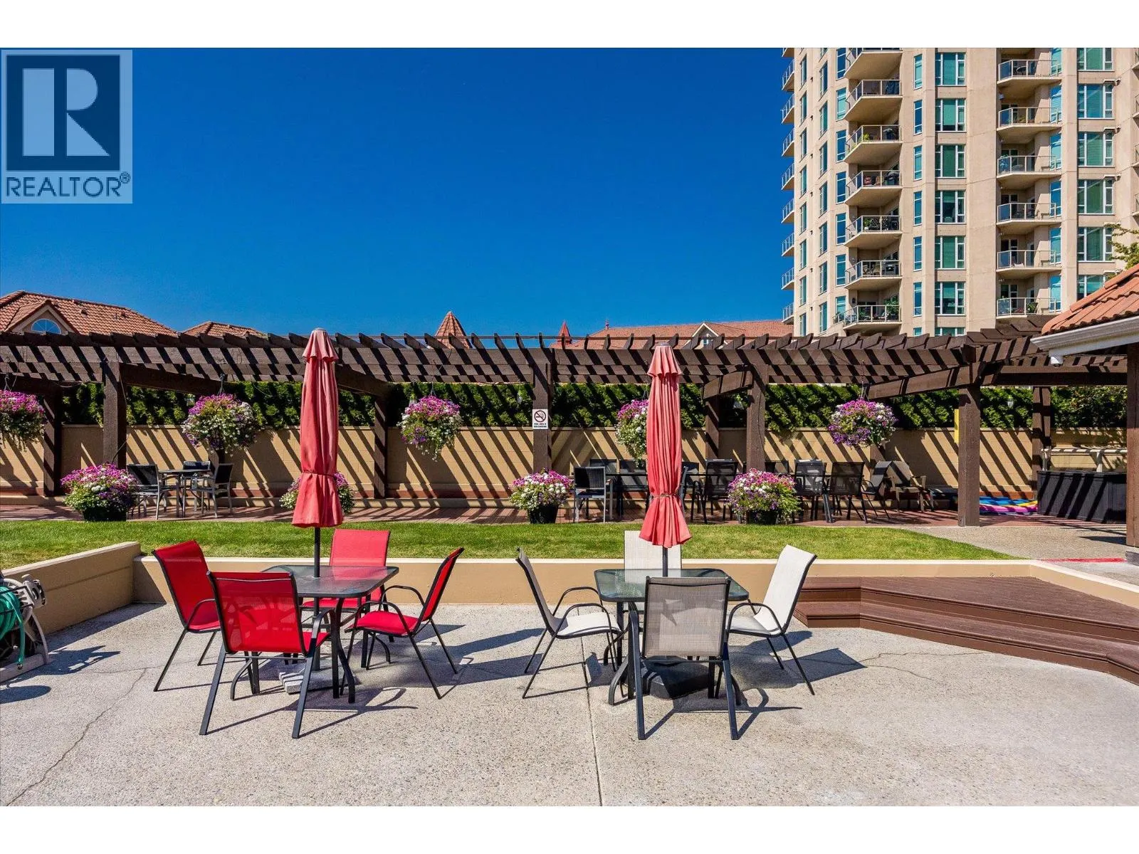 1152 Sunset Drive Unit# 101