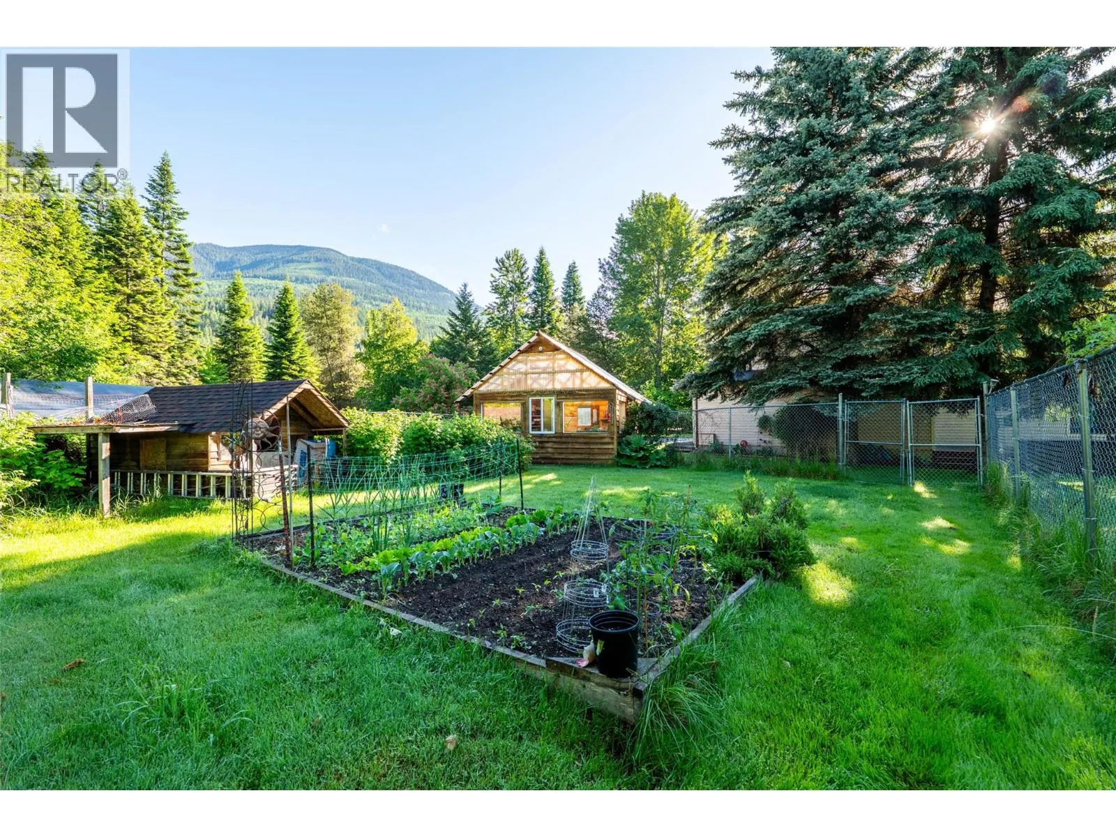 6158 REDFISH Road
