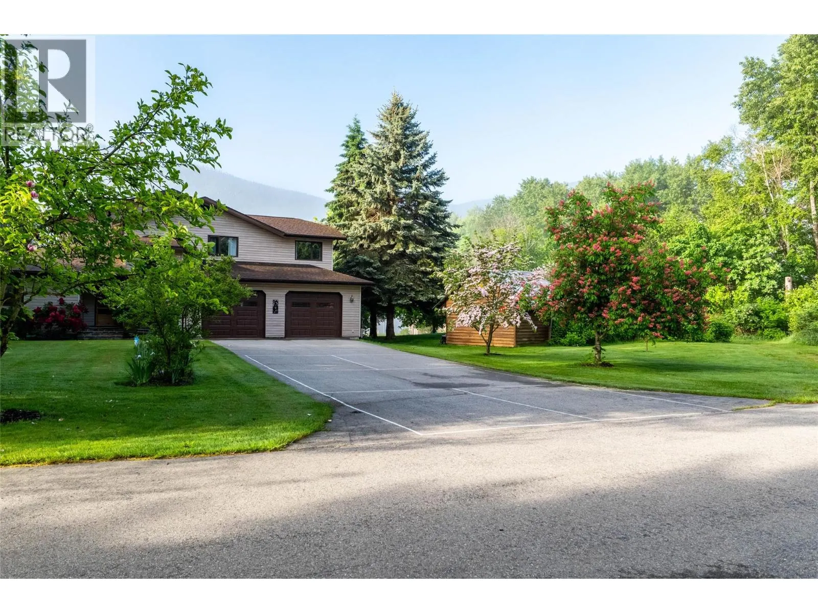 6158 REDFISH Road