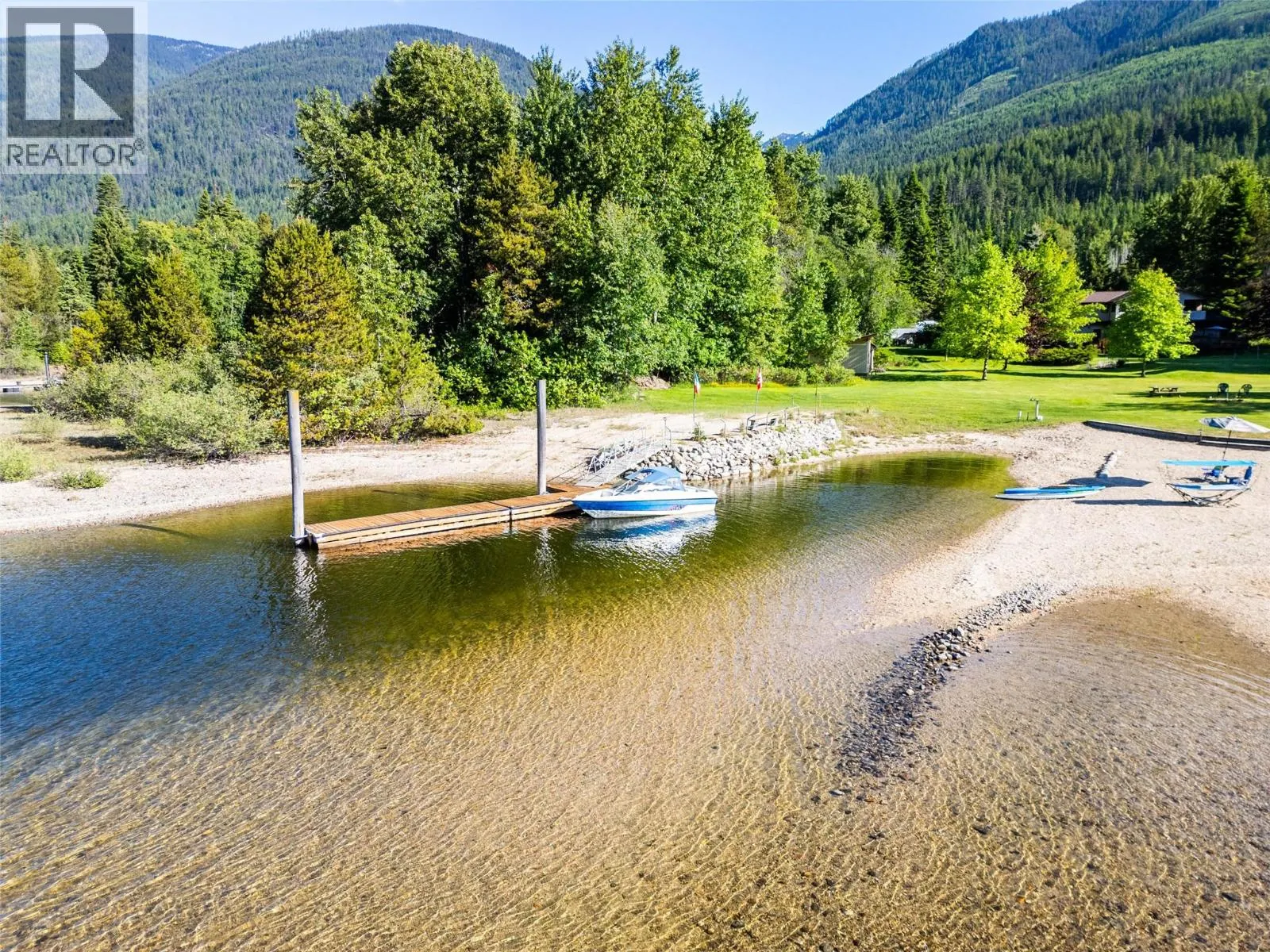 6158 REDFISH Road
