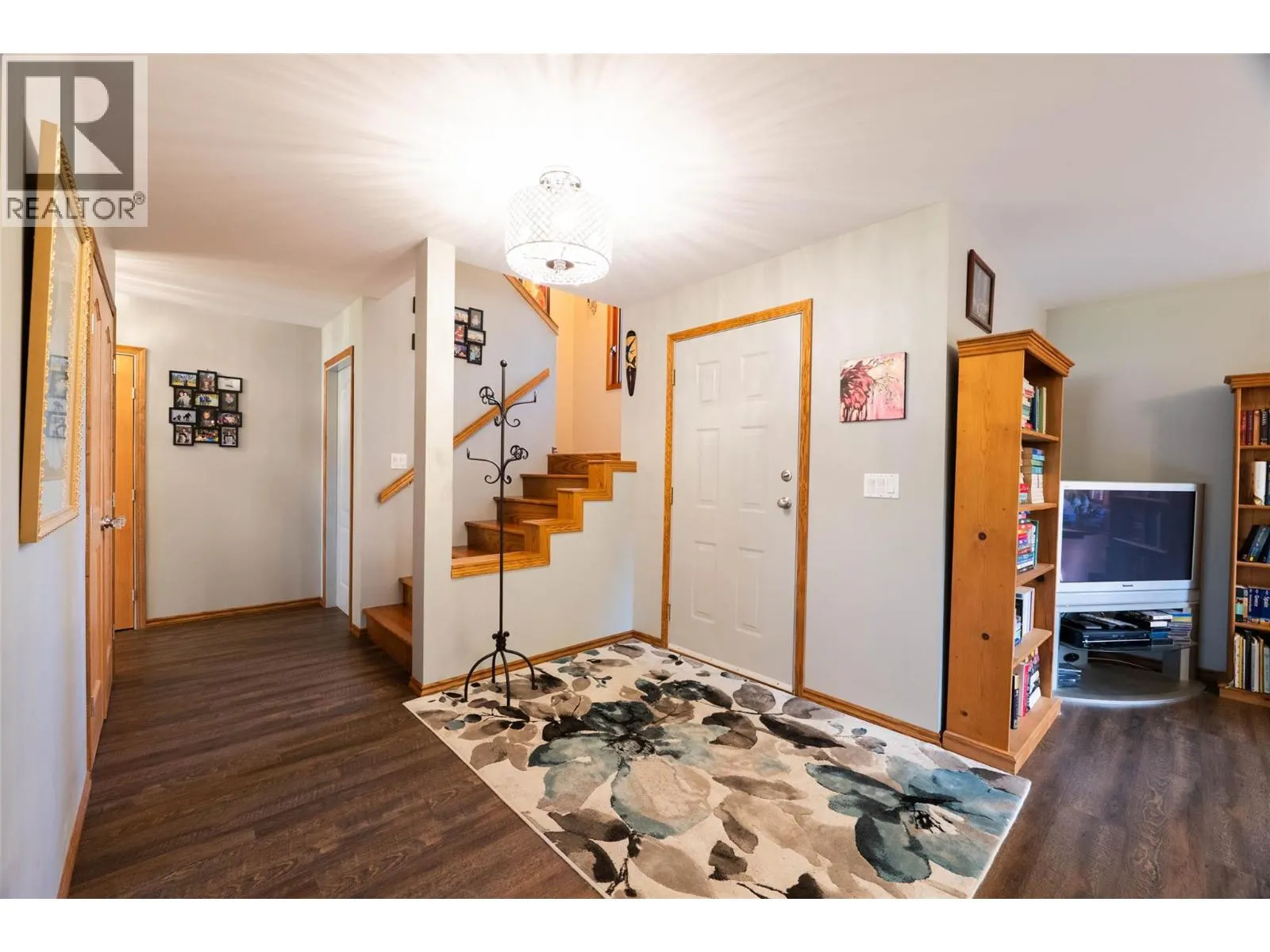 6158 REDFISH Road