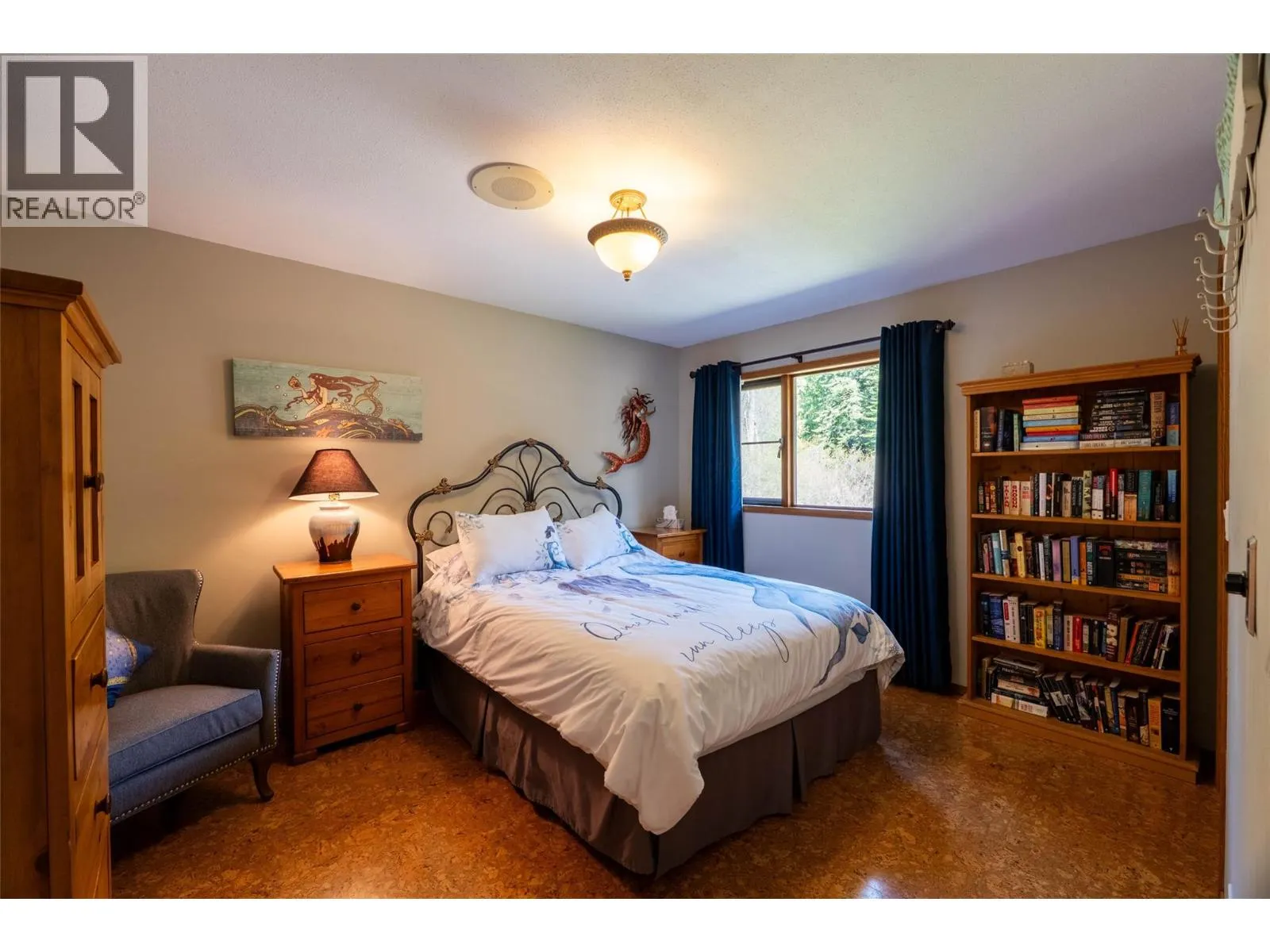 6158 REDFISH Road