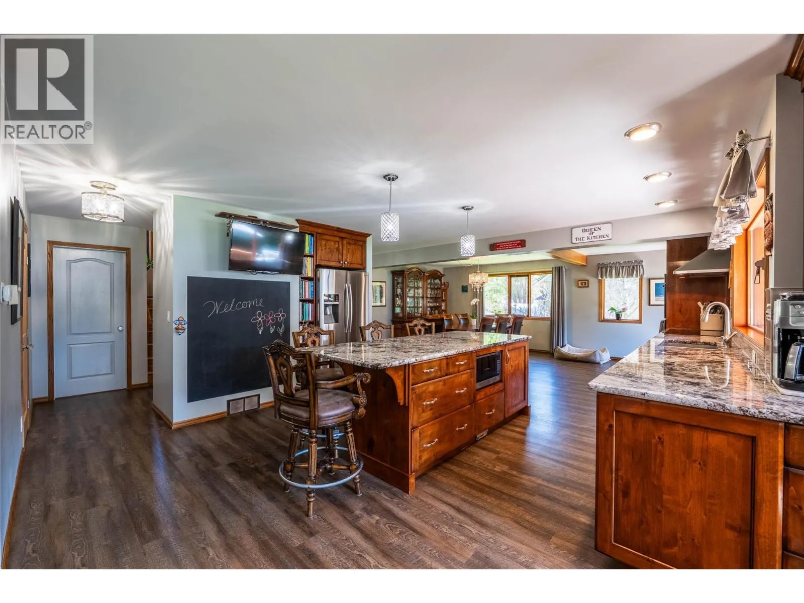 6158 REDFISH Road