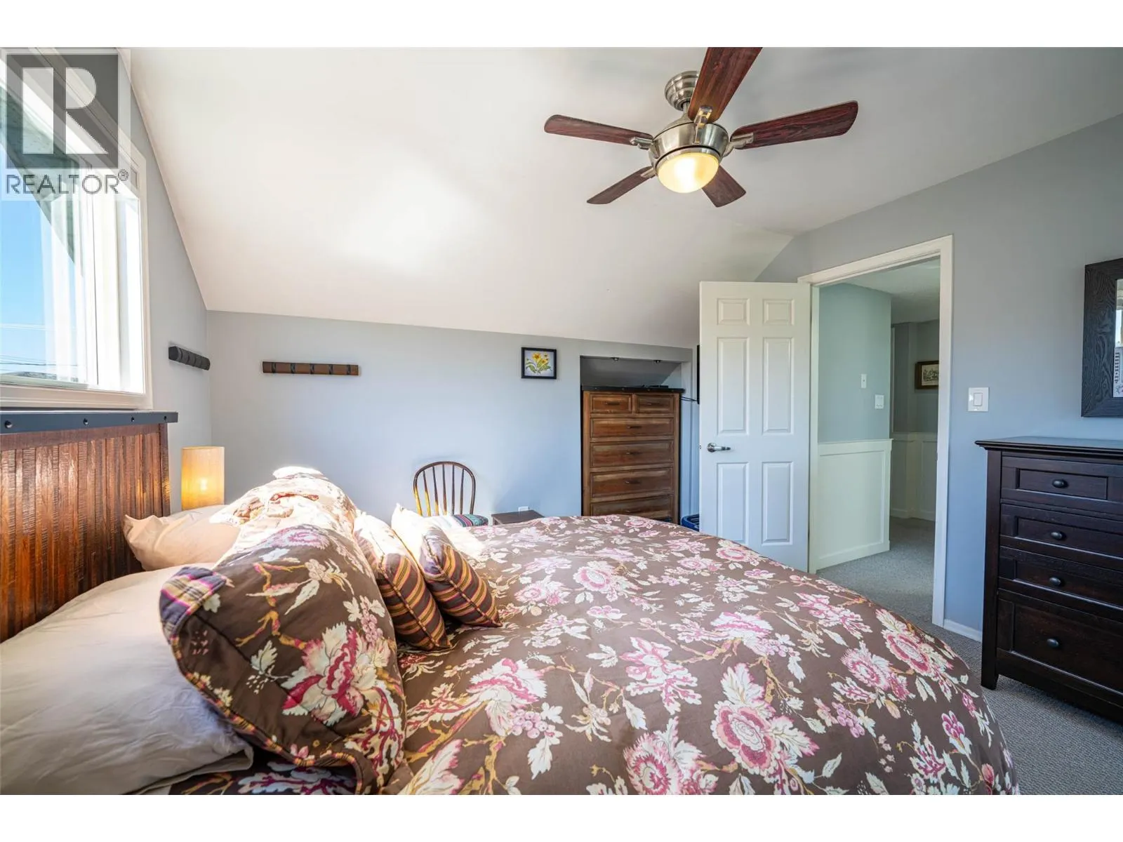 6281 Pleasant Valley Road