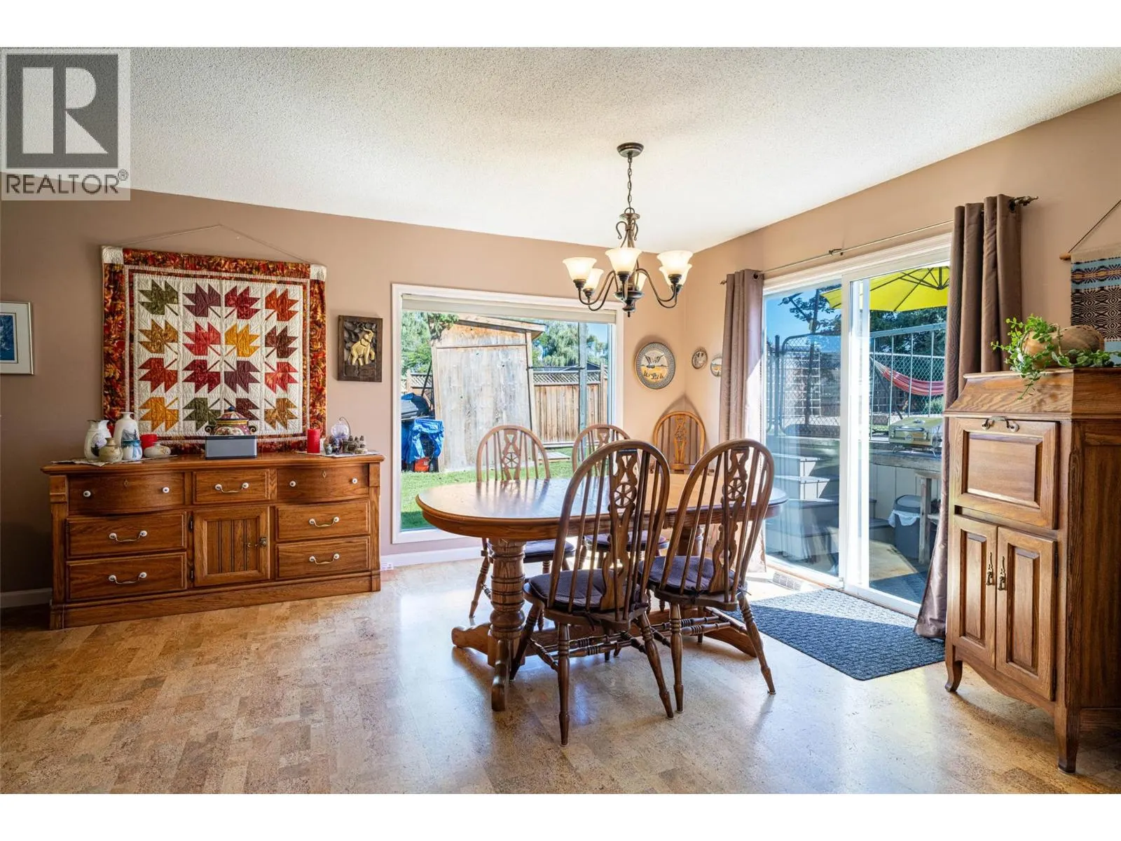 6281 Pleasant Valley Road