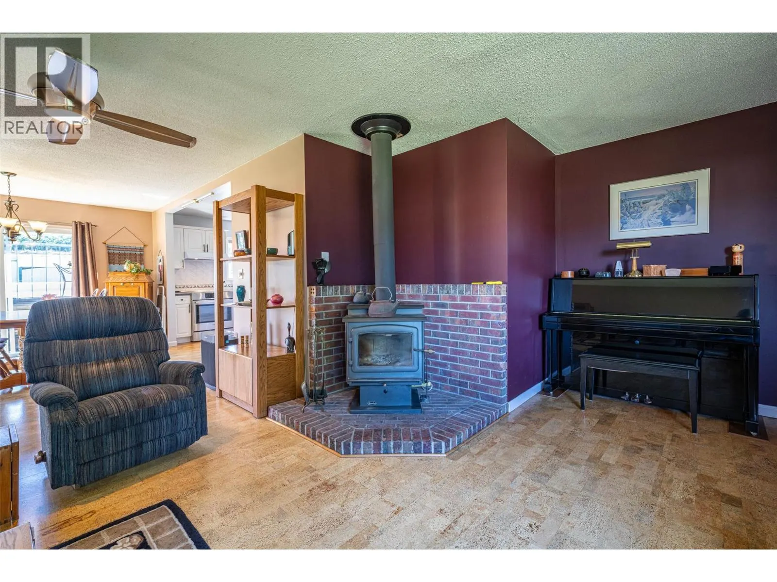 6281 Pleasant Valley Road