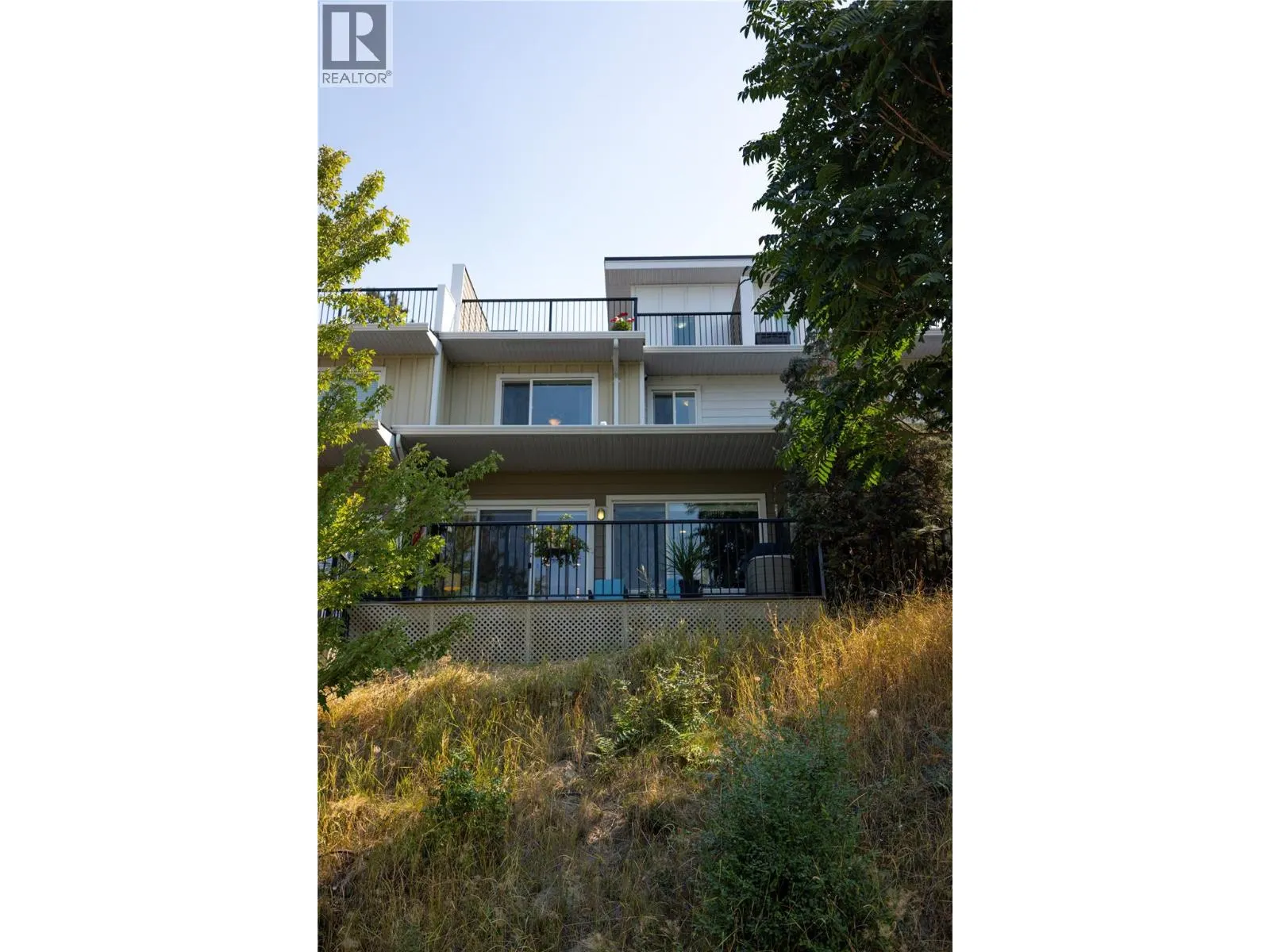 1170 Brant Avenue Unit# 16