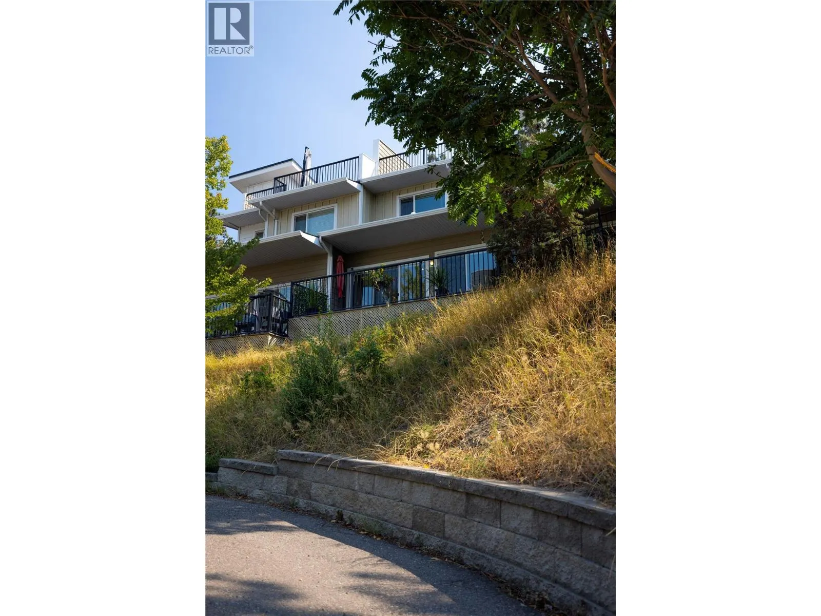 1170 Brant Avenue Unit# 16