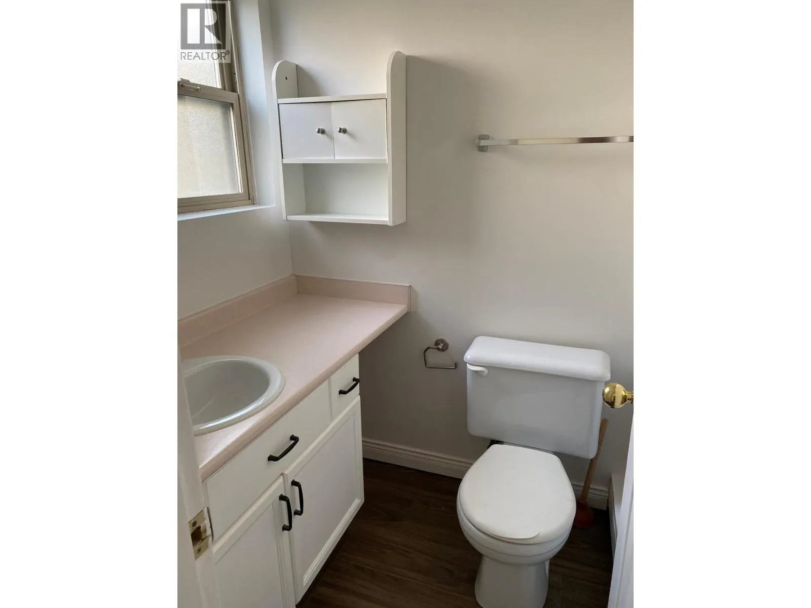 1607 43 Avenue Unit# 304 Lot# SL 10