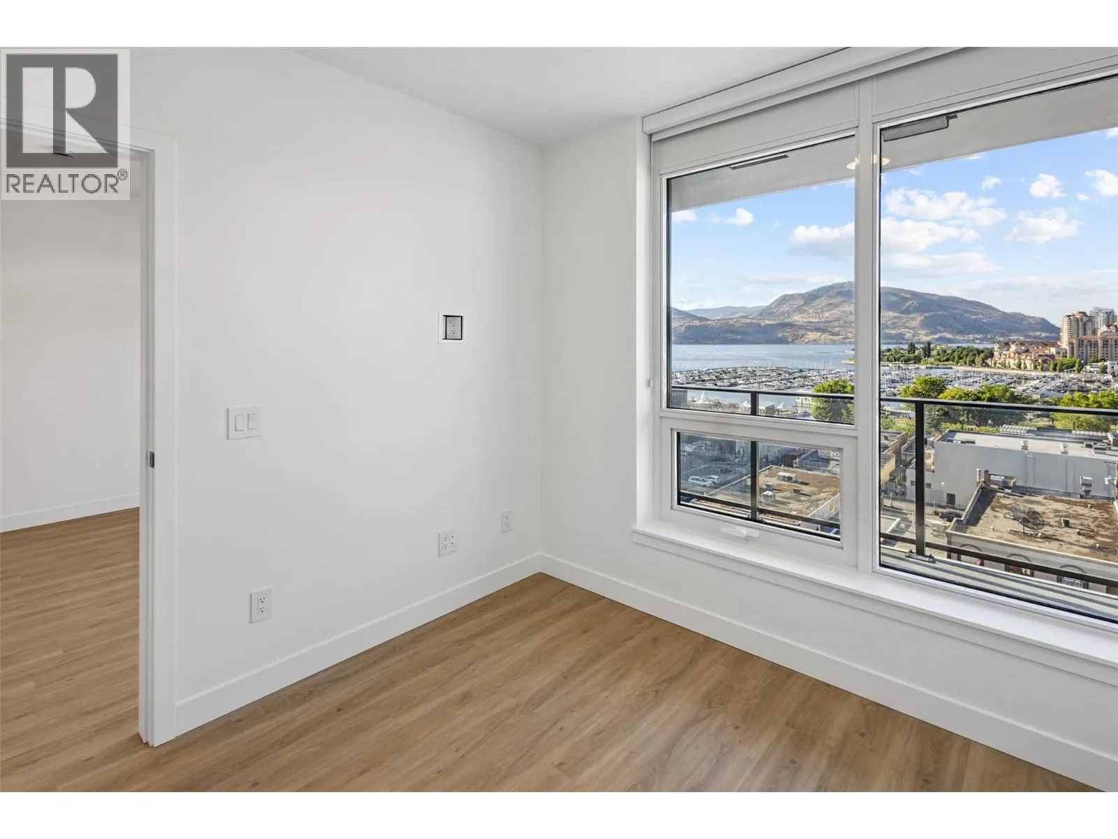 238 Leon Avenue Unit# 809