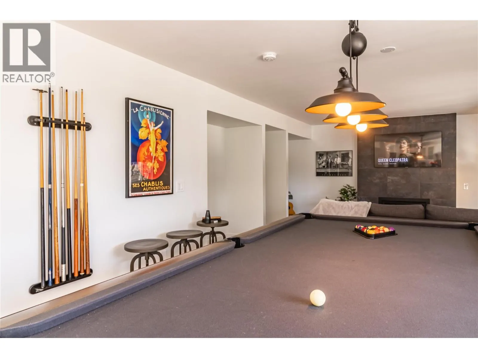 1671 Lindsay Drive
