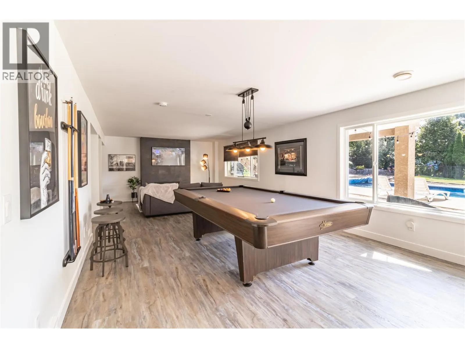 1671 Lindsay Drive