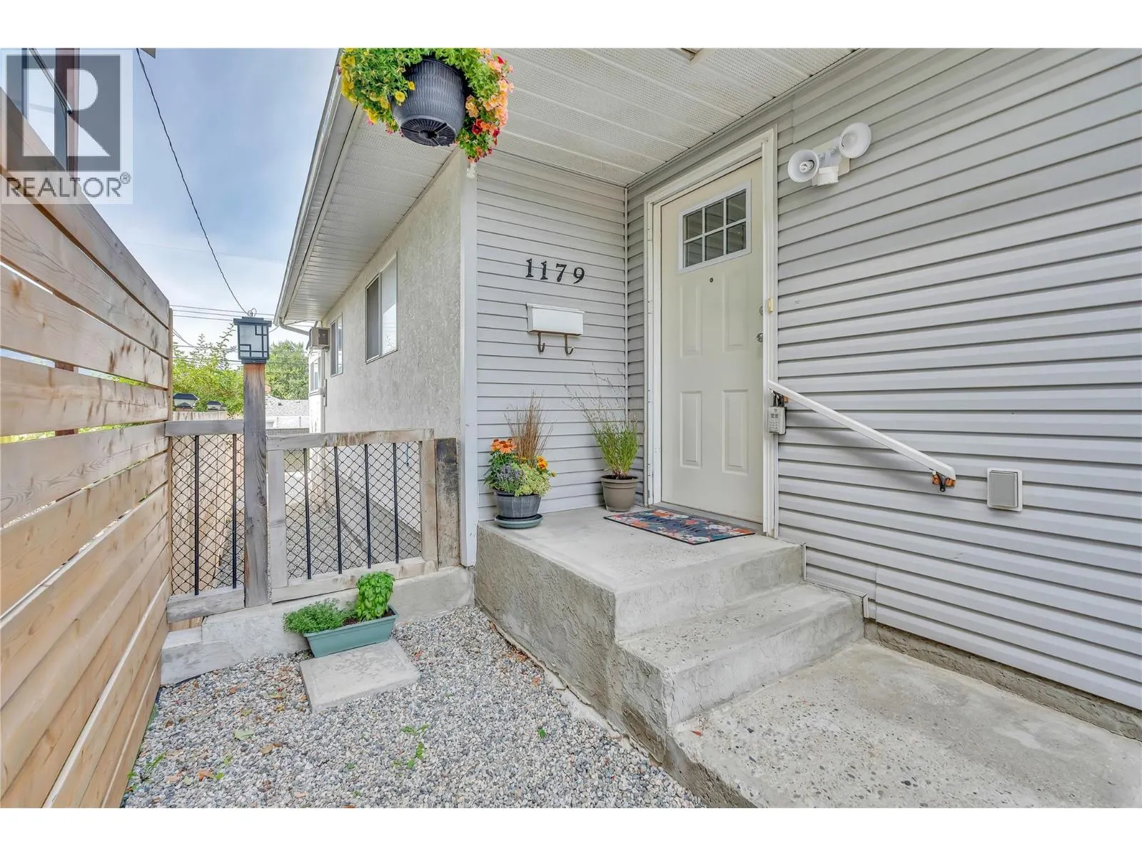 1179 Queen Street