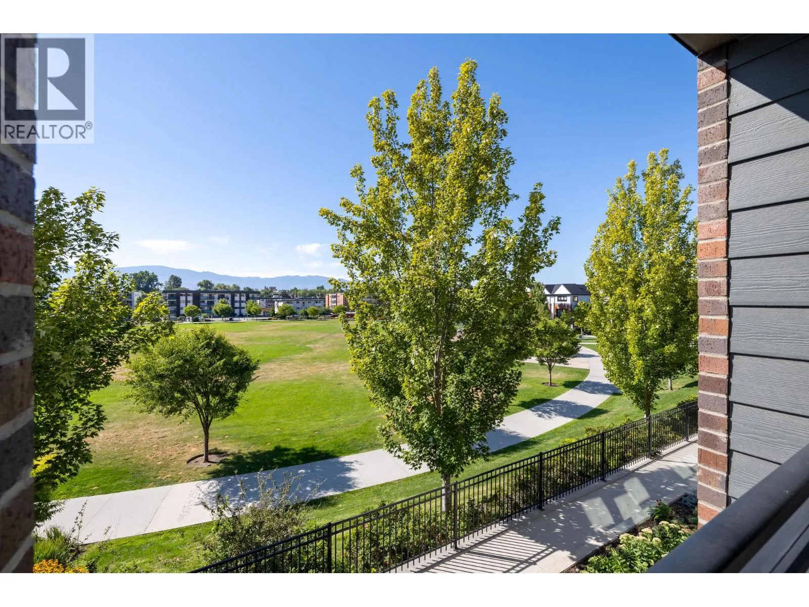 1775 Chapman Place Unit# 221