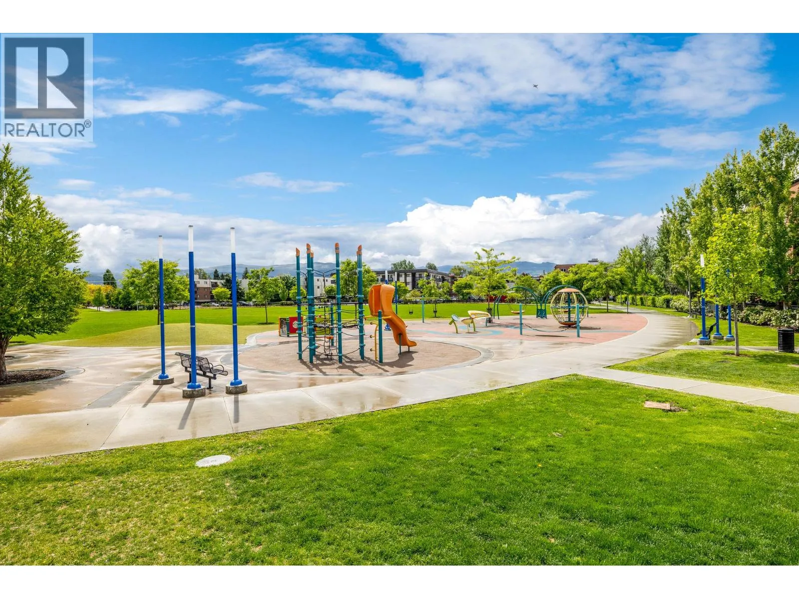1775 Chapman Place Unit# 221