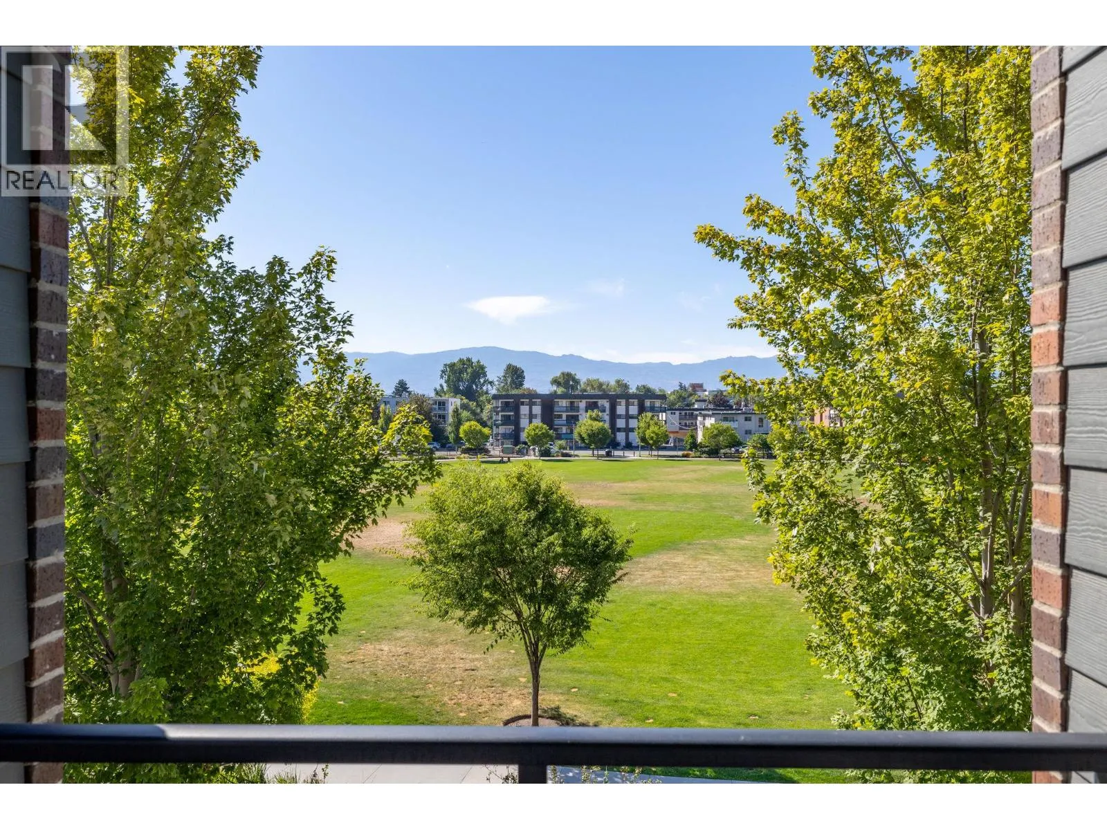 1775 Chapman Place Unit# 221