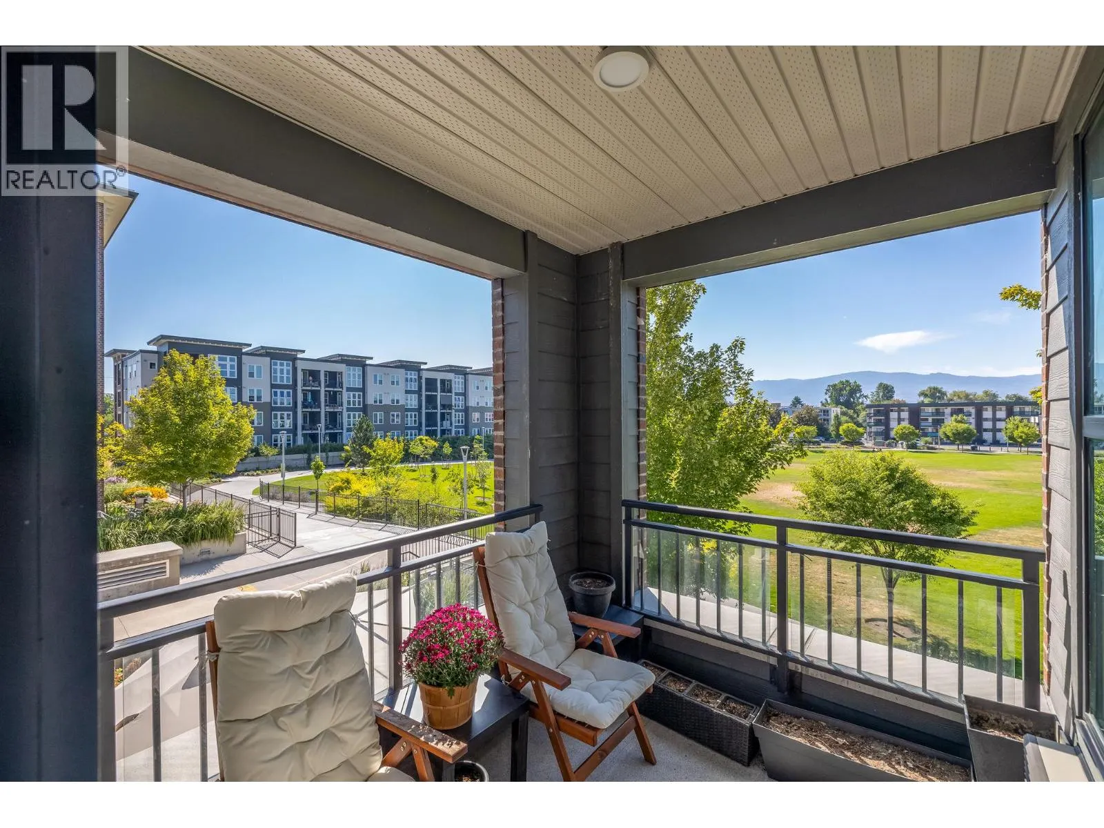1775 Chapman Place Unit# 221