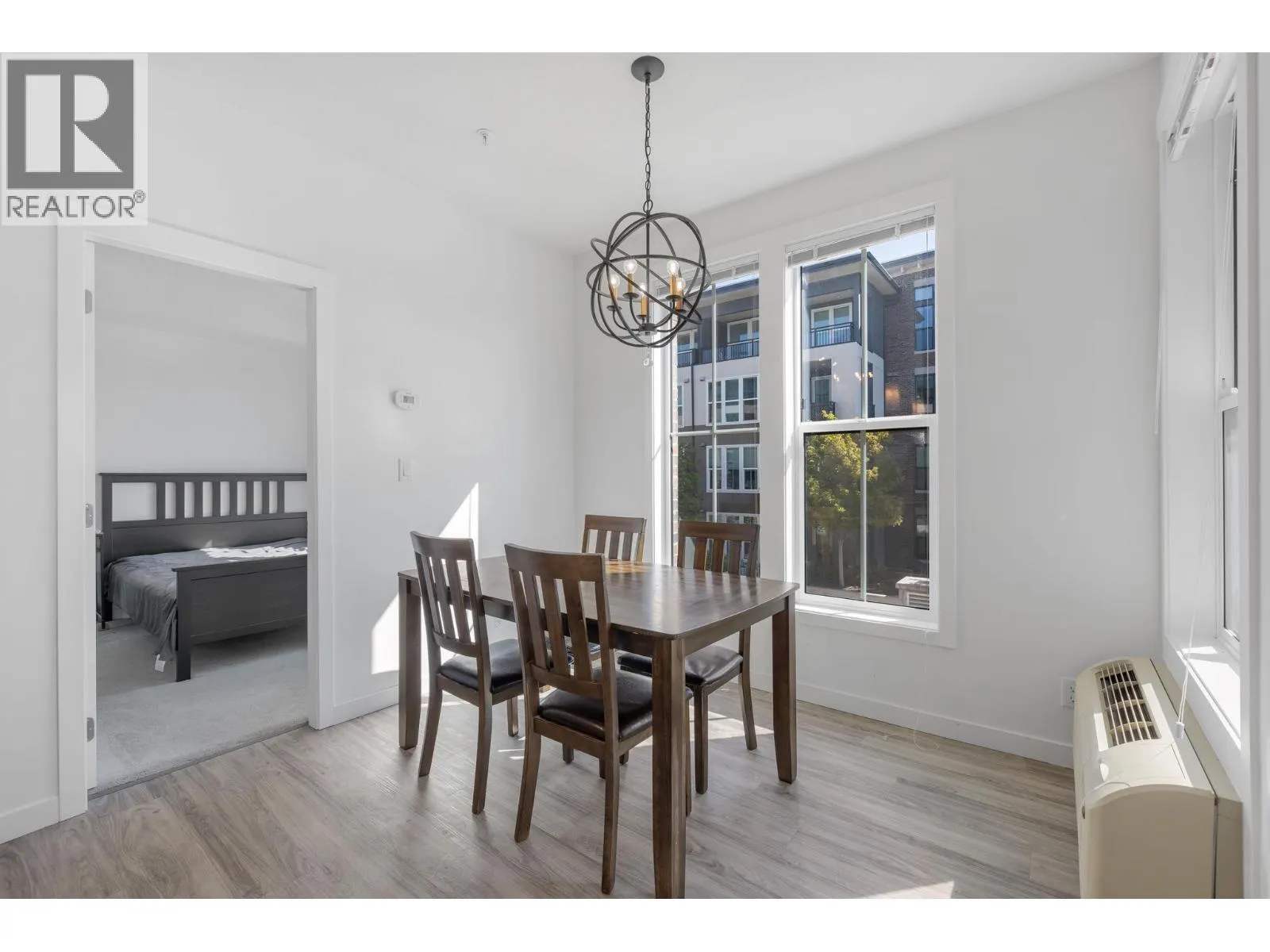 1775 Chapman Place Unit# 221