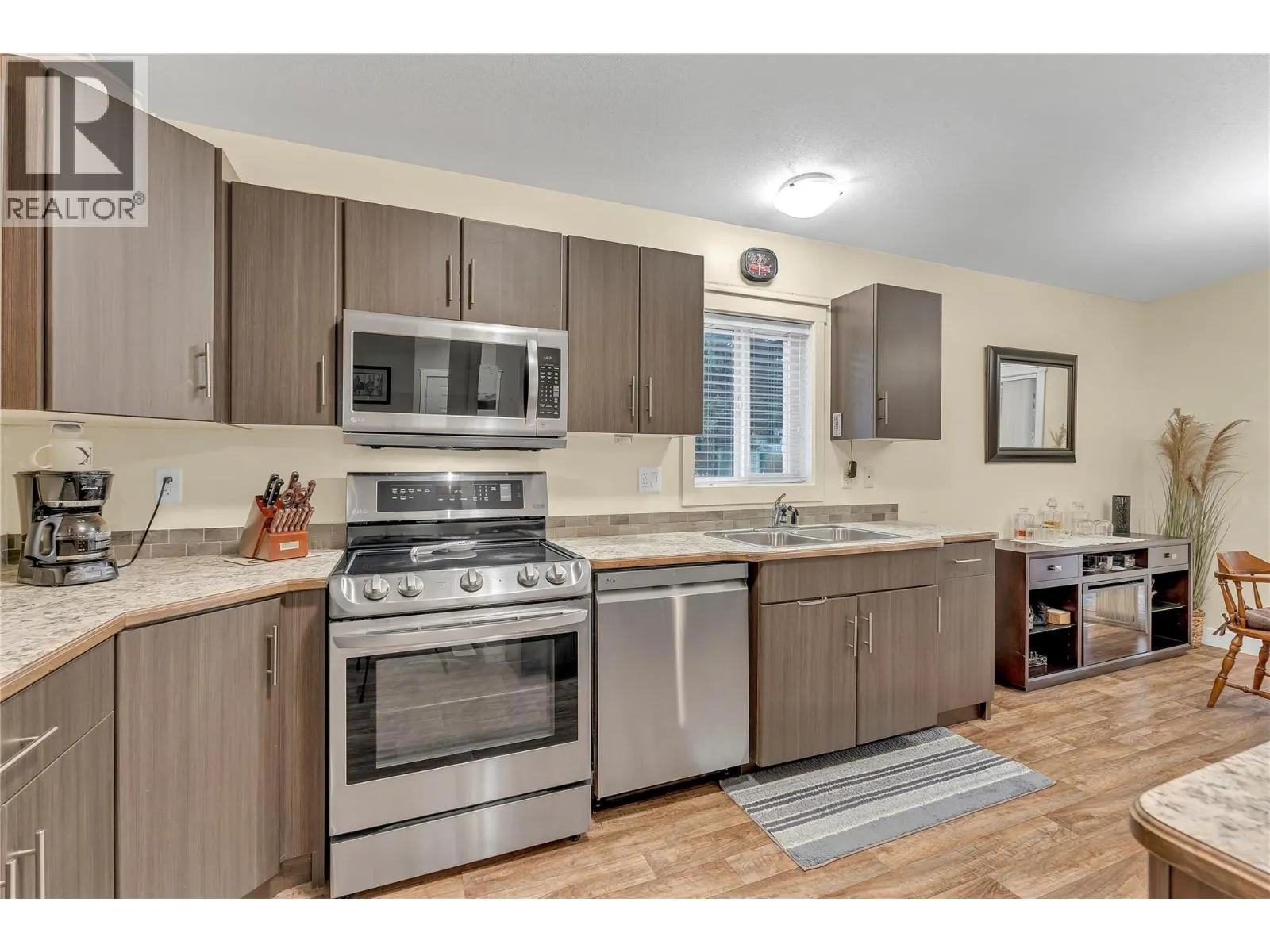 197 DAUPHIN Avenue Unit# 8