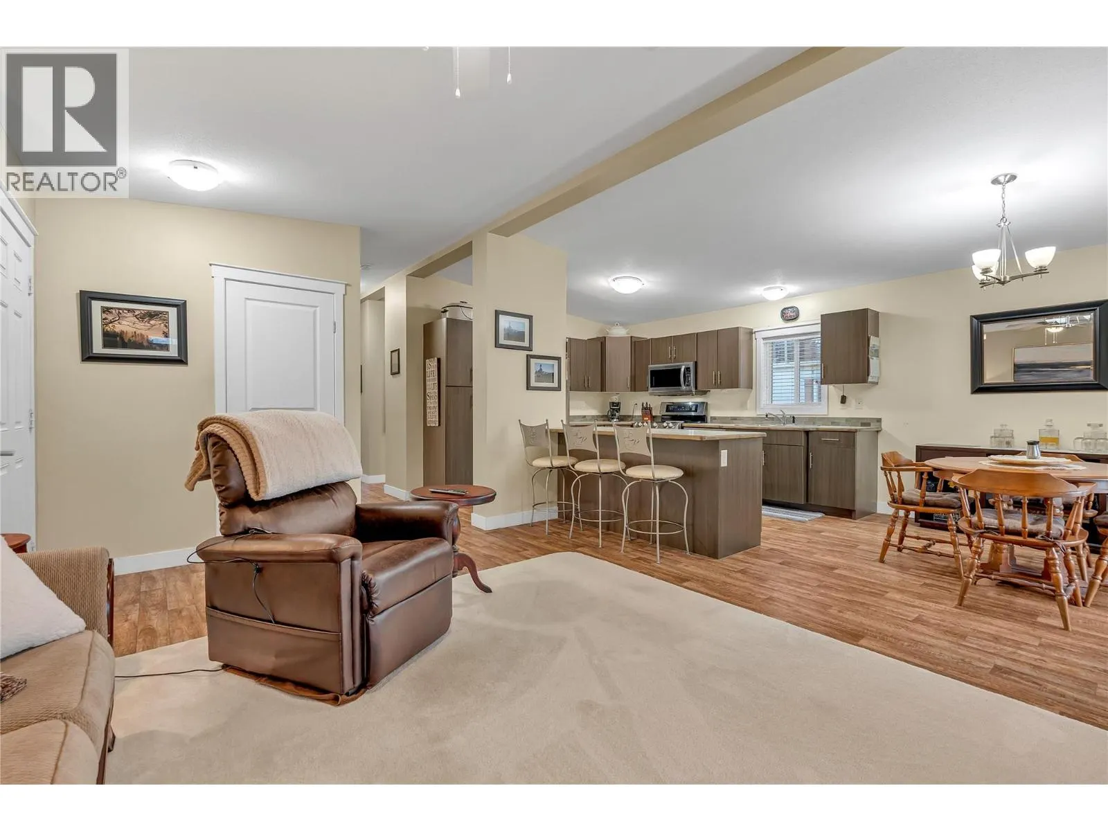 197 DAUPHIN Avenue Unit# 8