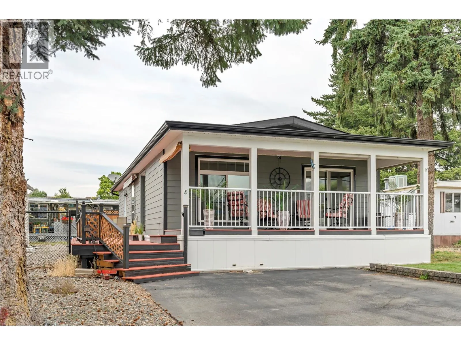 197 DAUPHIN Avenue Unit# 8