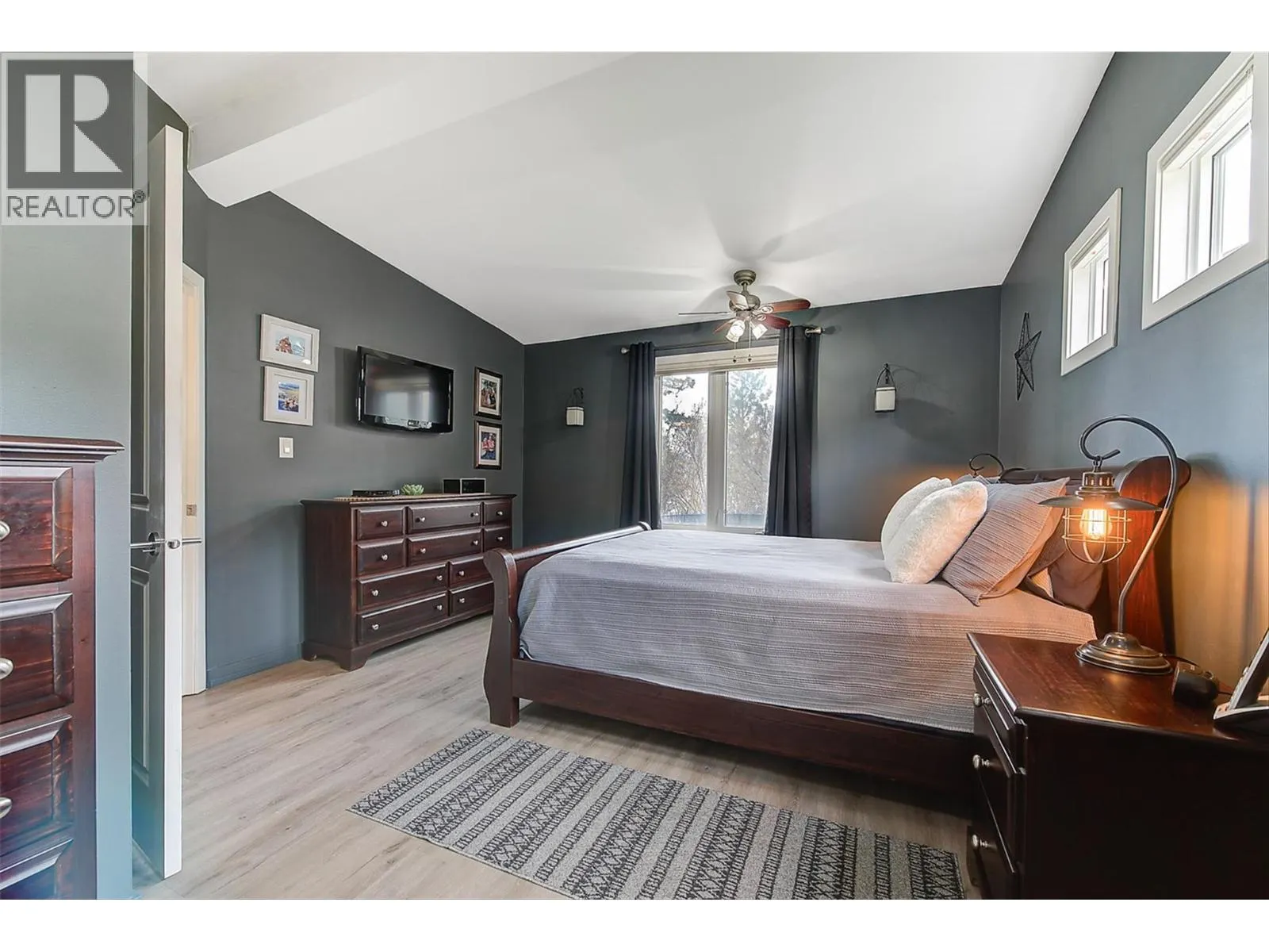 4147 Ponderosa Drive