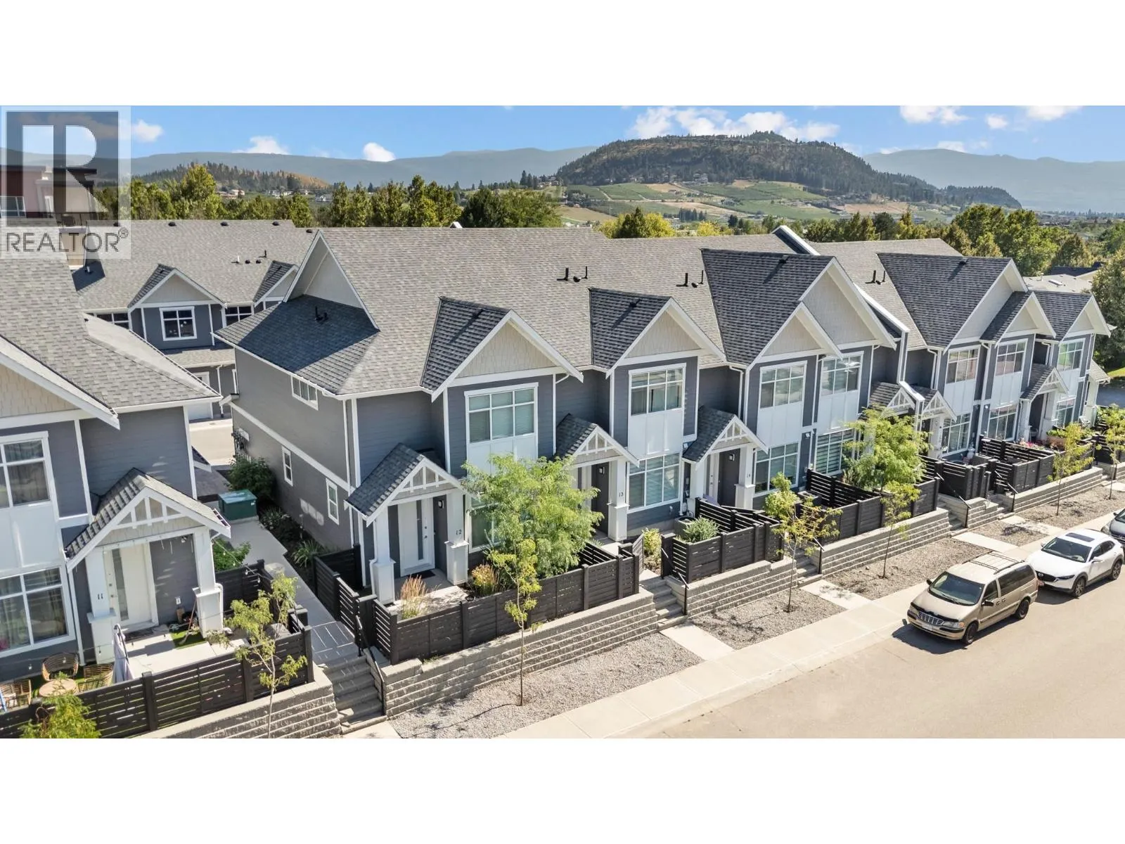 115 Wyndham Crescent Unit# 12 Lot# SL12