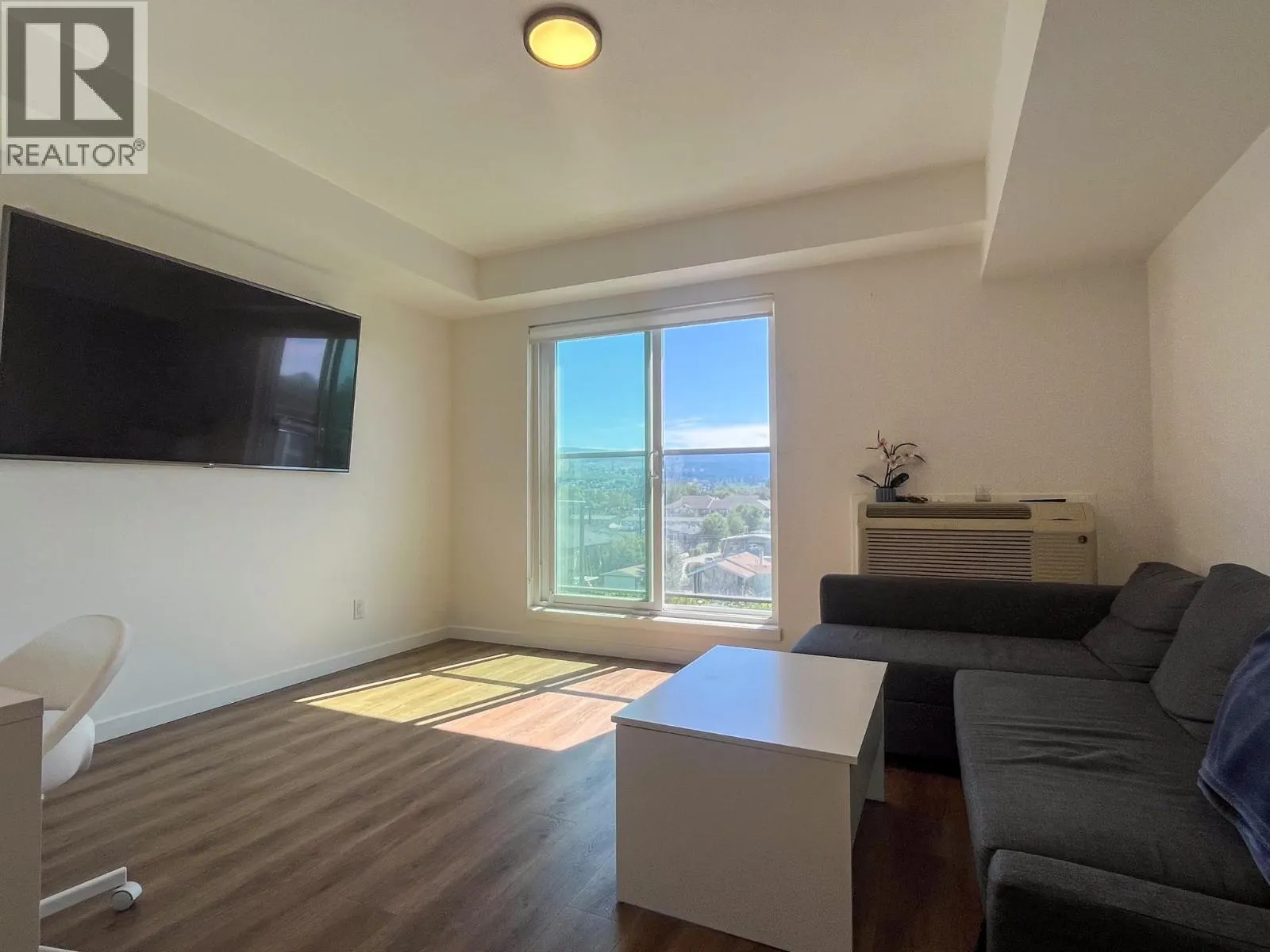 615 Rutland Road Unit# 512