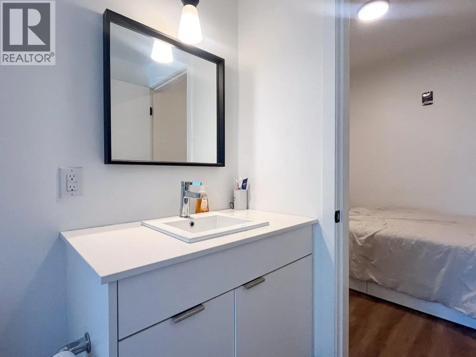 615 Rutland Road Unit# 512