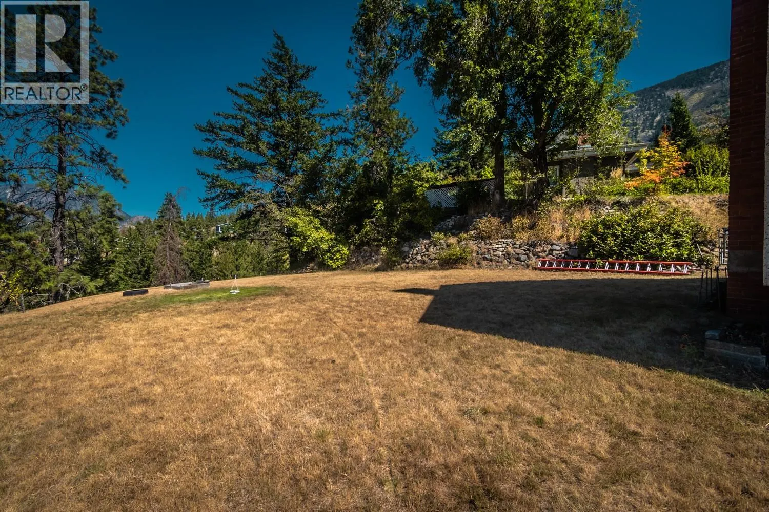 410 & 416 Ponderosa Heights Lot# LOT 1 & 2