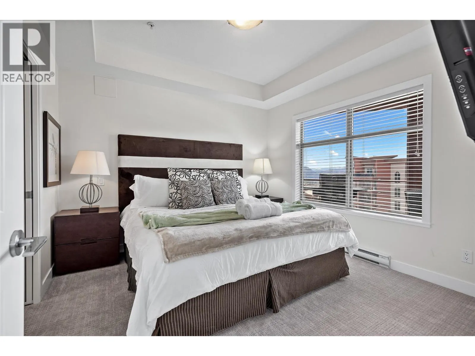 3211 Skyview Lane Unit# 411