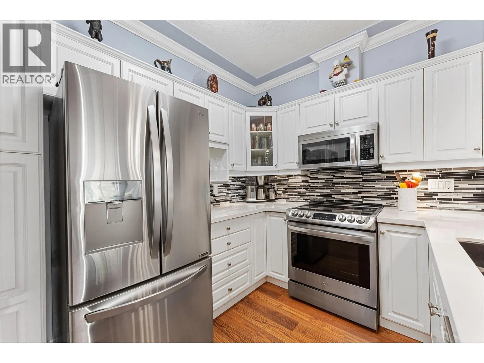 1152 Lanfranco Road Unit# 210