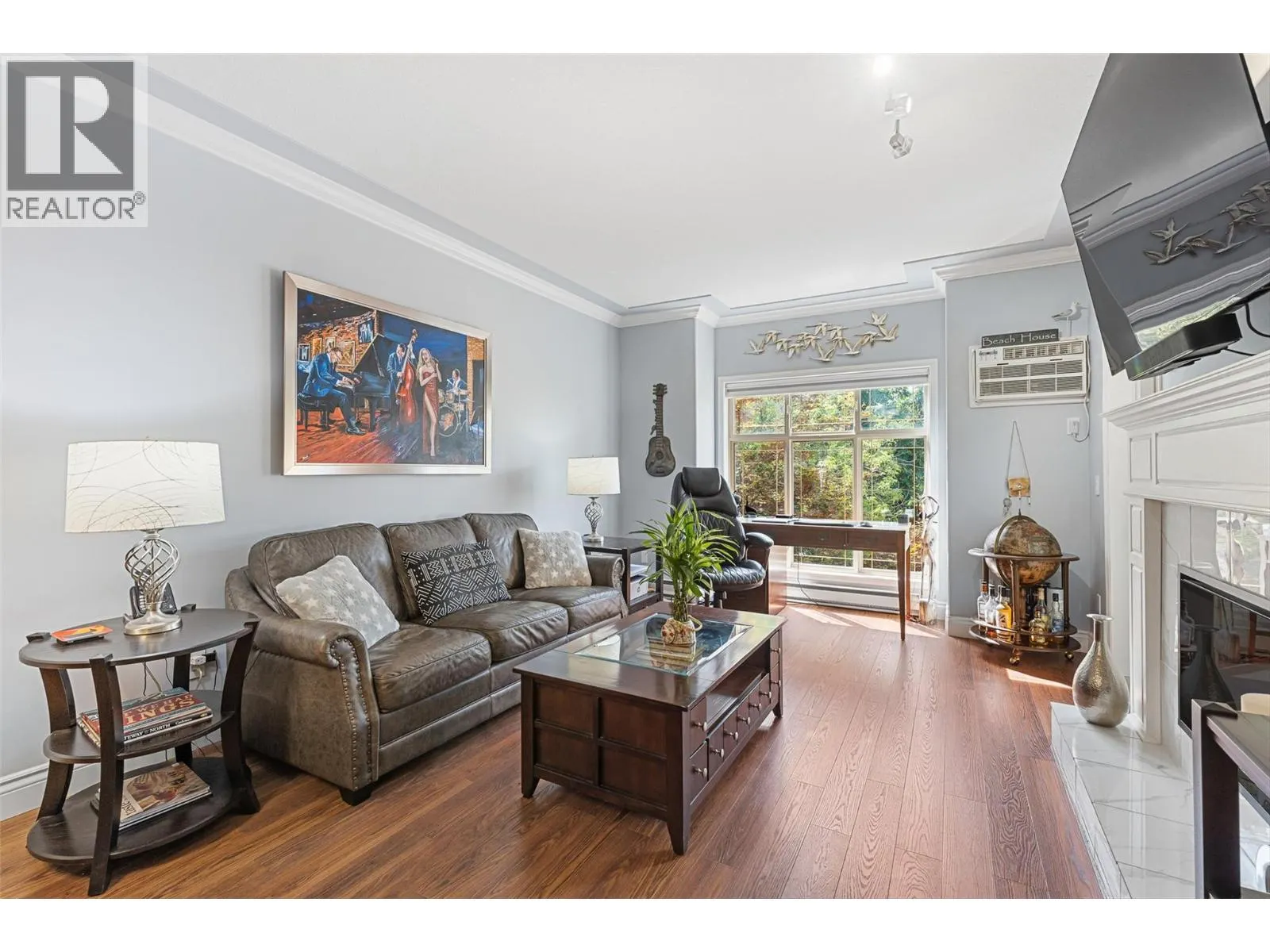 1152 Lanfranco Road Unit# 210