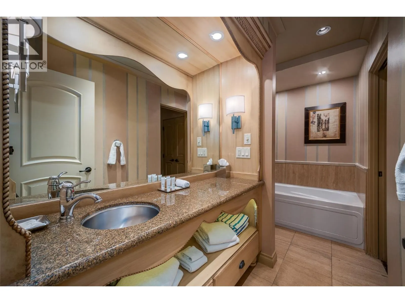1288 Water Street Unit# 351
