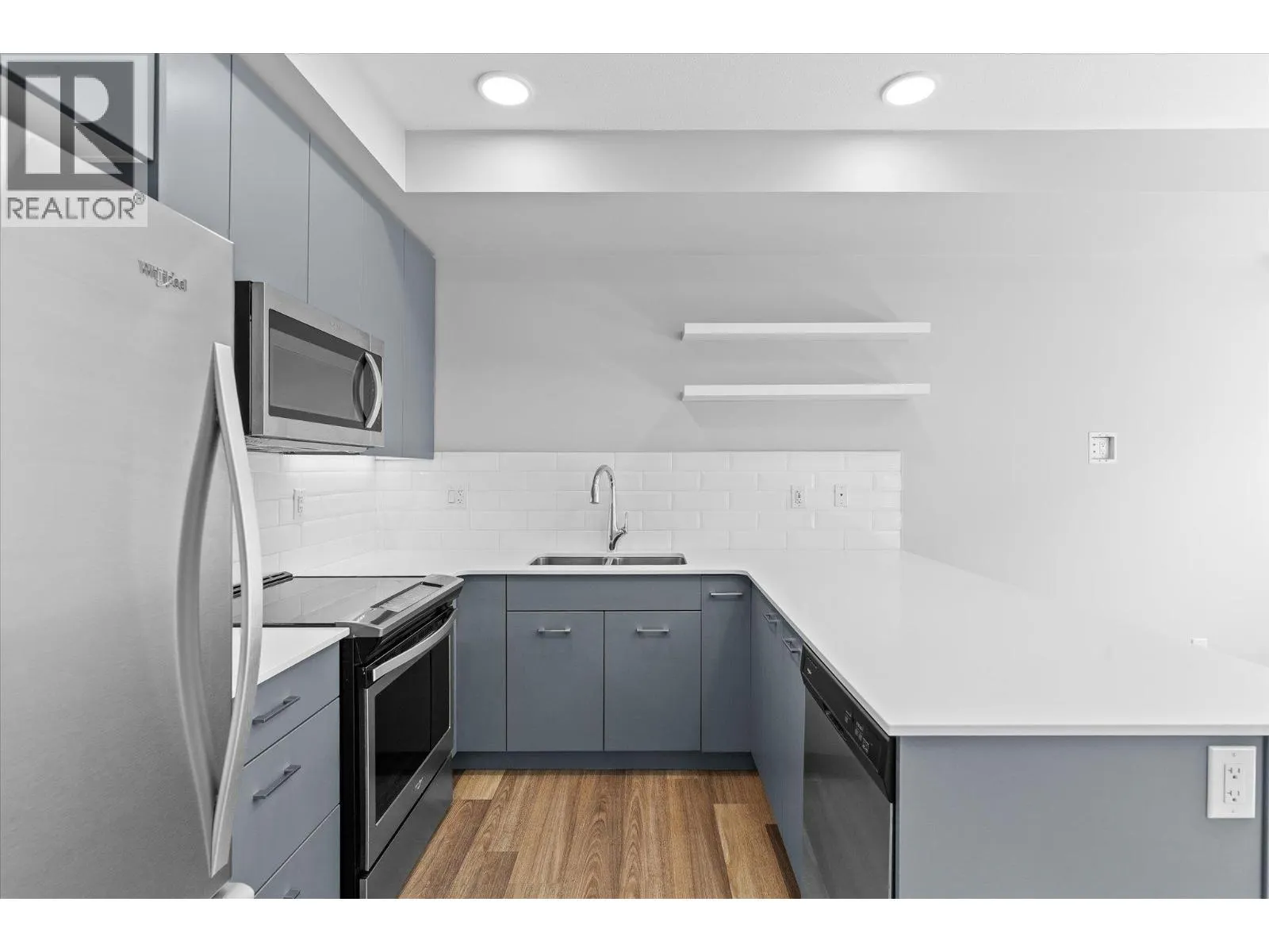 722 Valley Road Unit# 210