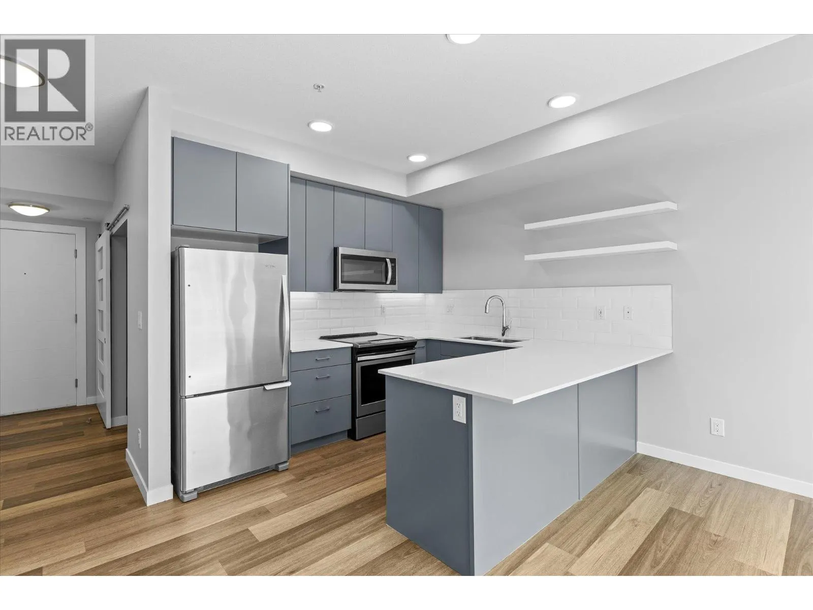 722 Valley Road Unit# 210