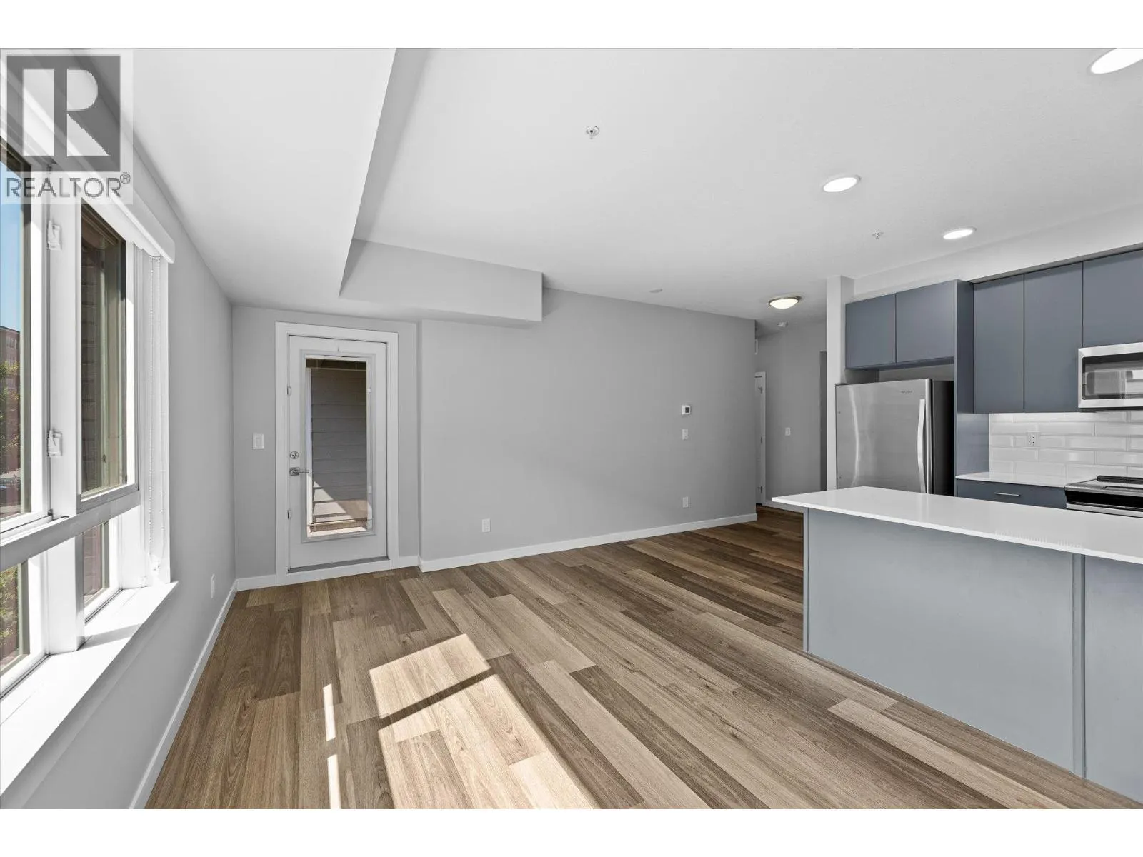 722 Valley Road Unit# 210