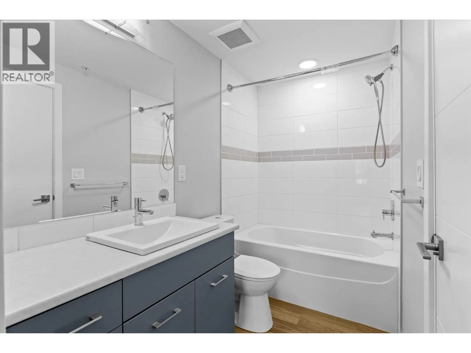 722 Valley Road Unit# 210