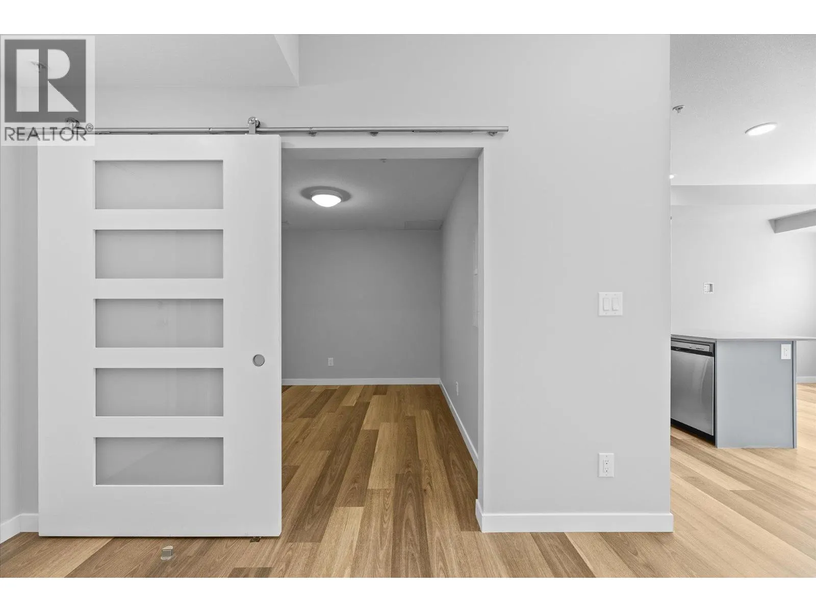722 Valley Road Unit# 210