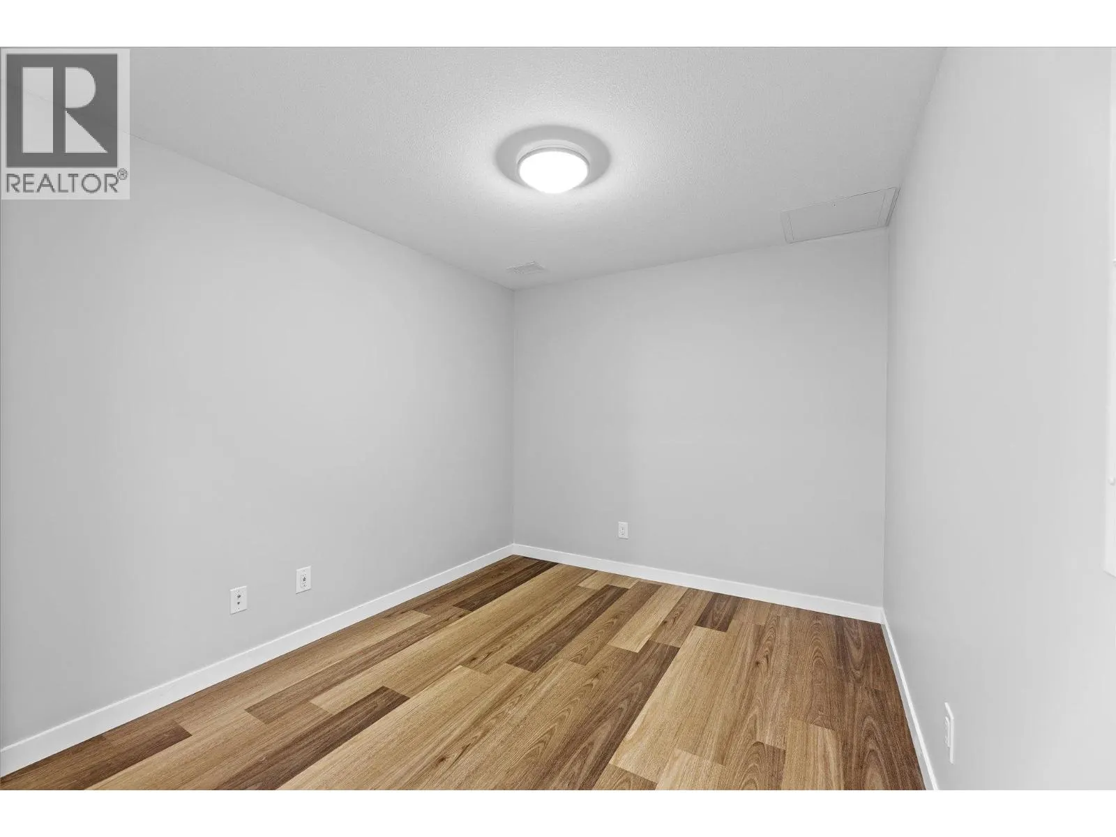 722 Valley Road Unit# 210