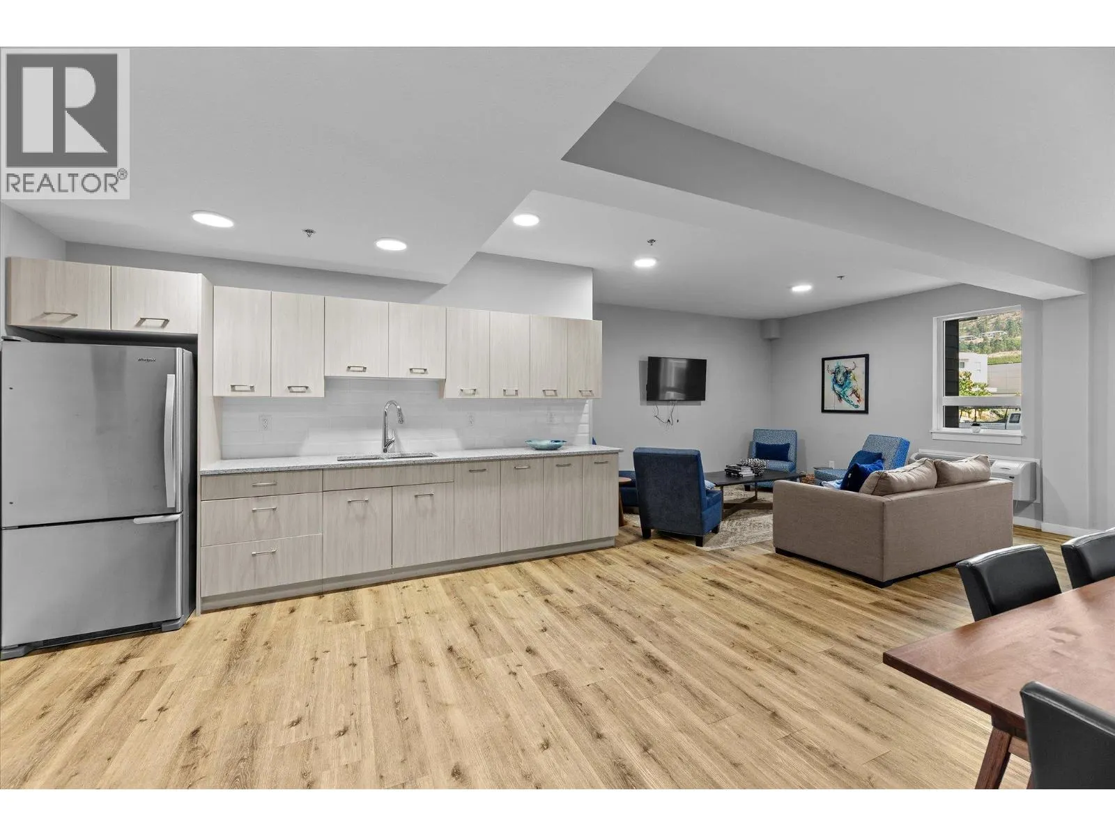 722 Valley Road Unit# 210