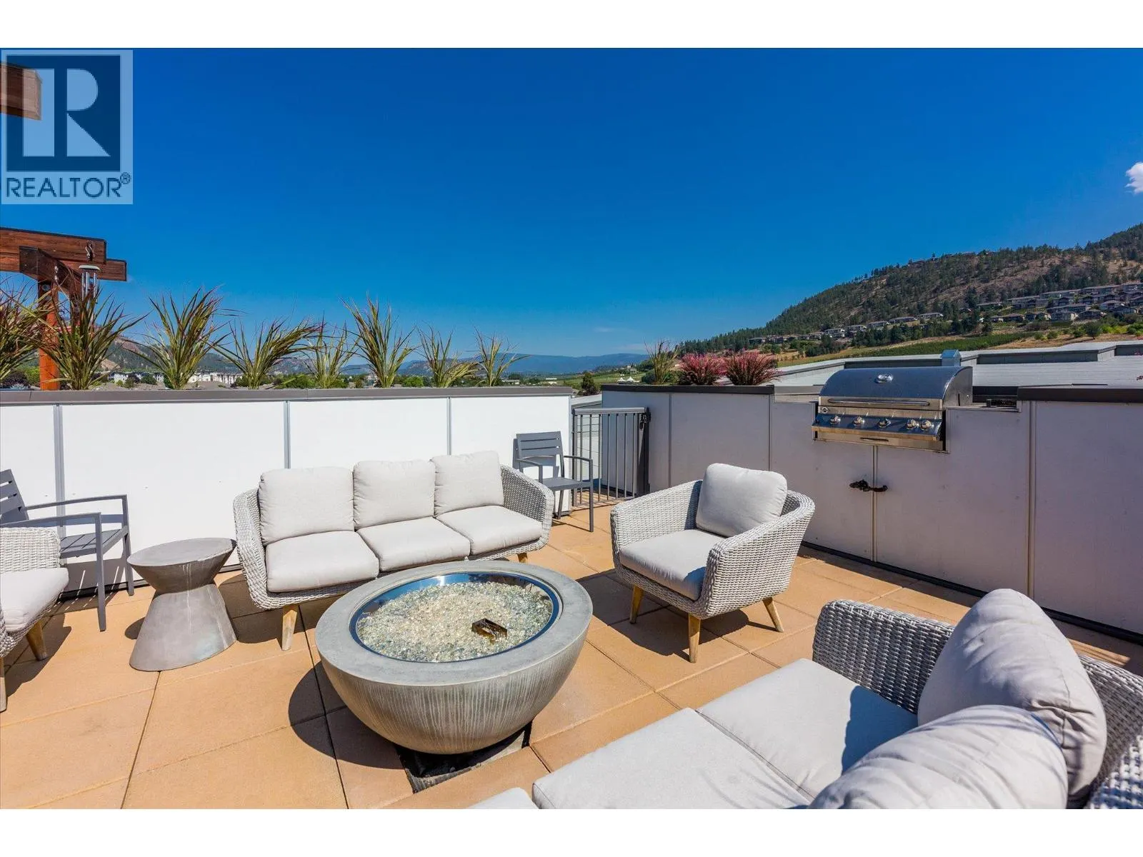 722 Valley Road Unit# 210