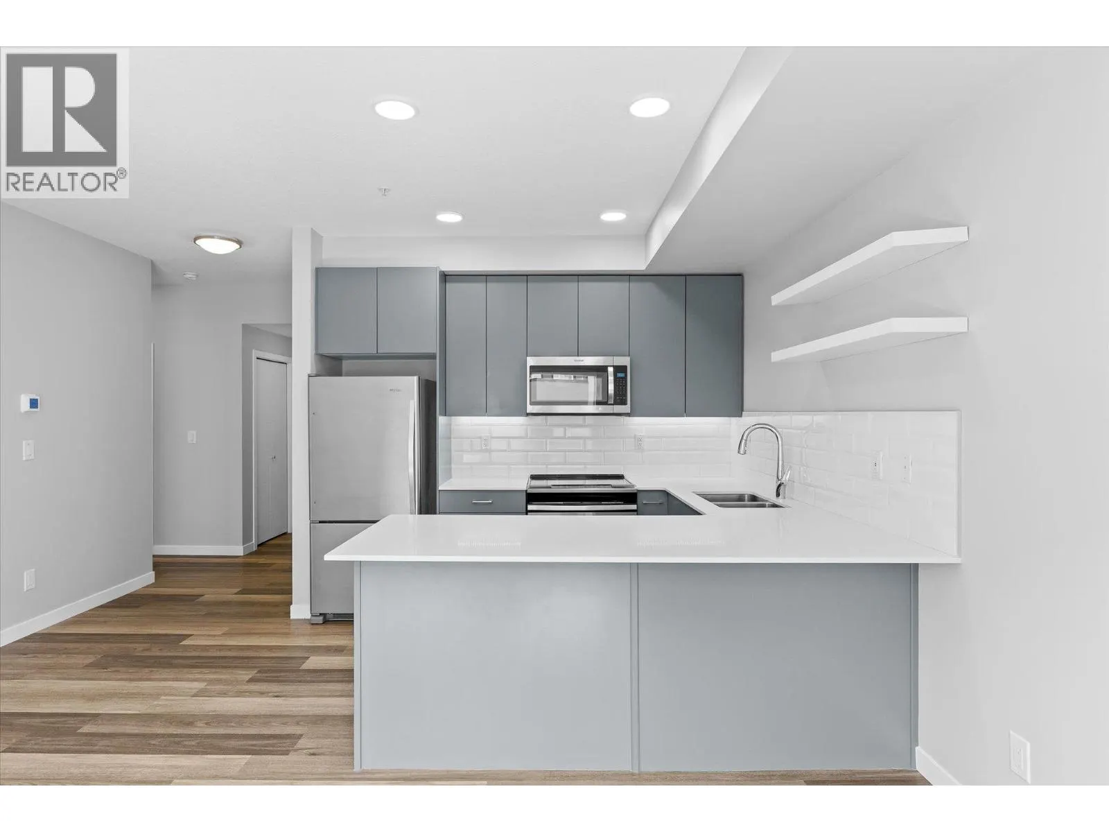 722 Valley Road Unit# 210